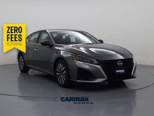 Gray 2025 Nissan Altima 2.5 SV FWD Sedan Front-Wheel Drive Automatic