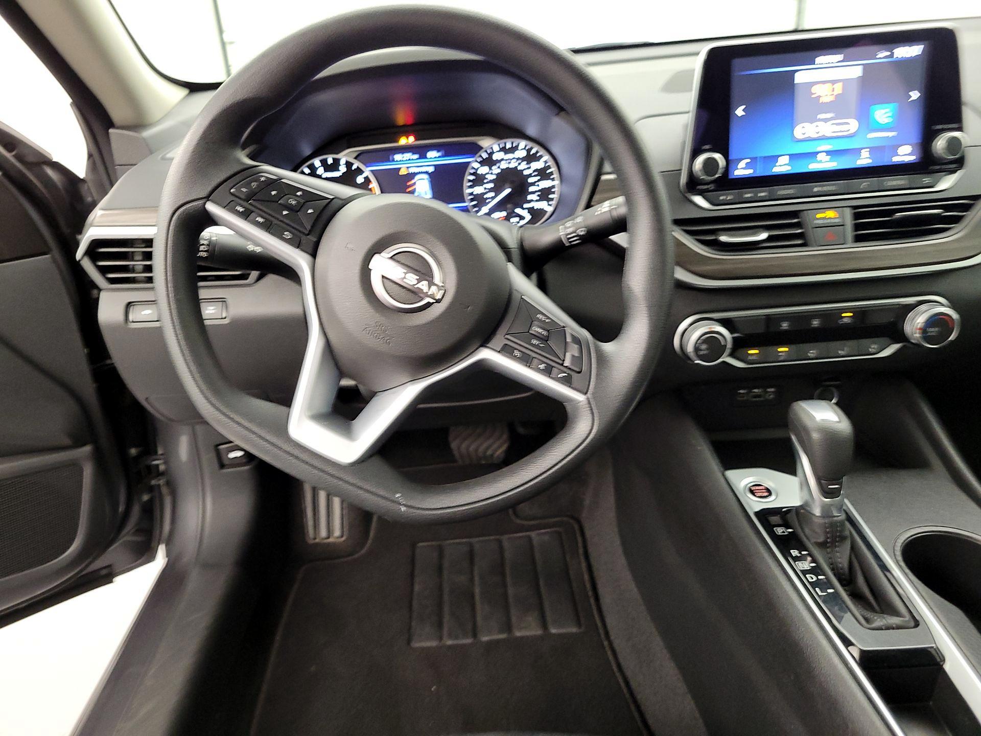 Thumbnail: 2025 Nissan Altima - 10