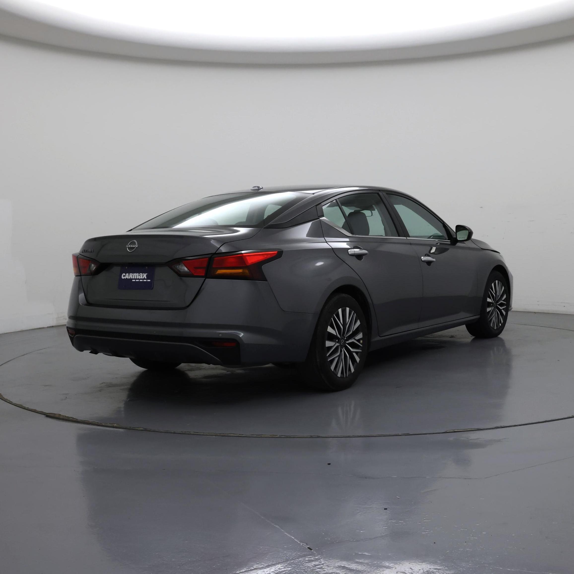 Thumbnail: 2025 Nissan Altima - 8