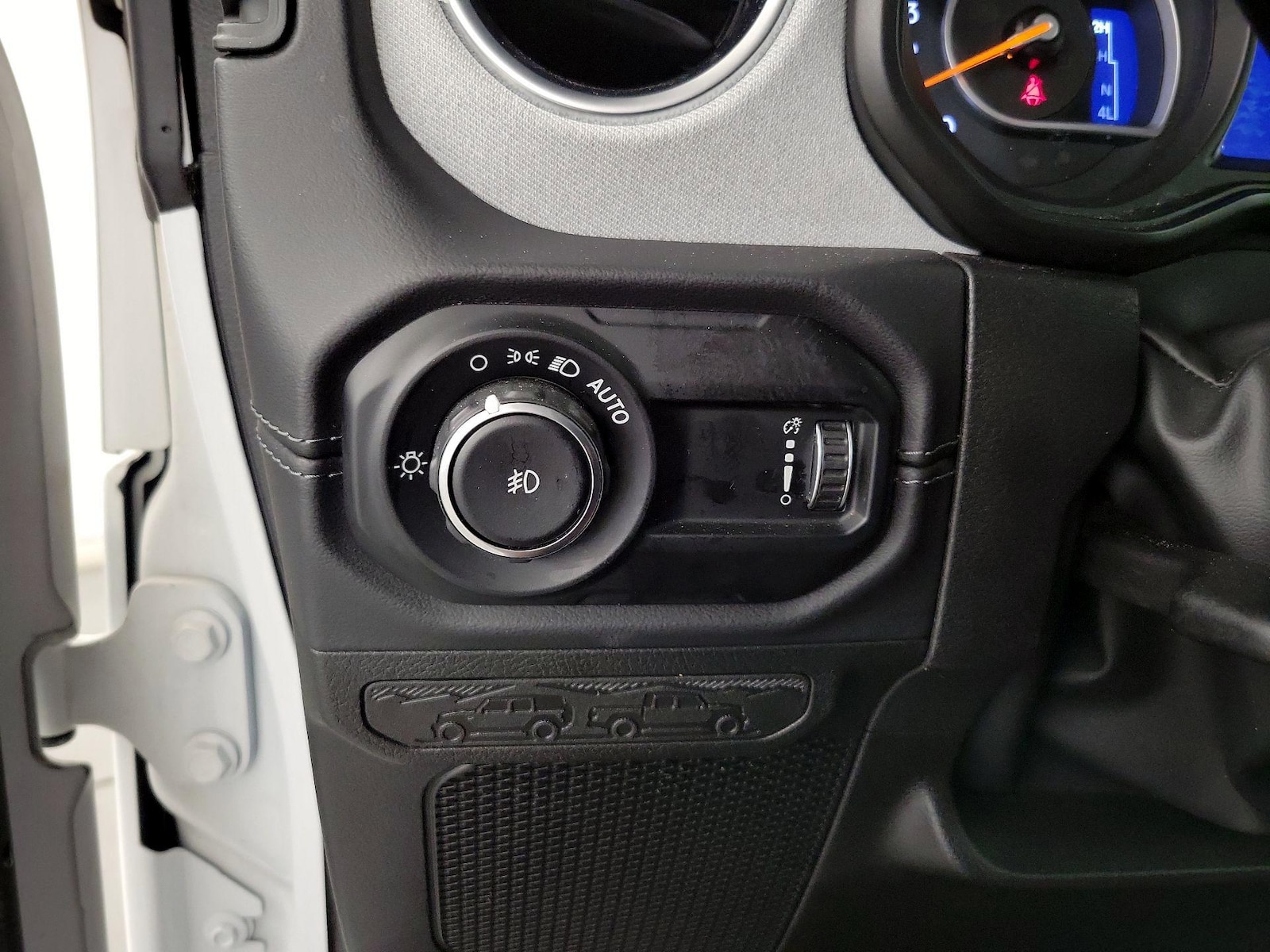 2025 Jeep Wrangler 4-Door Sahara - Photo 14