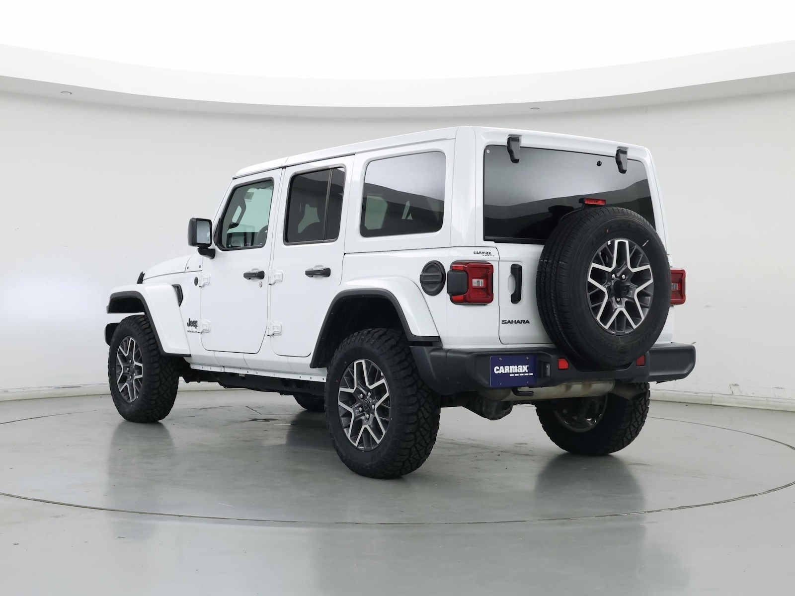 2025 Jeep Wrangler 4-Door Sahara - Photo 3
