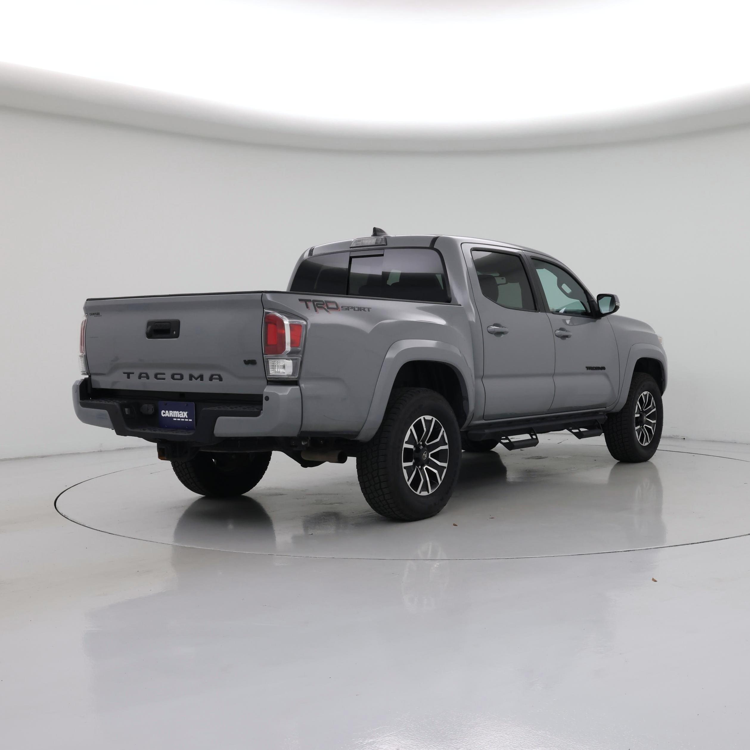 Thumbnail: 2021 Toyota Tacoma - 8