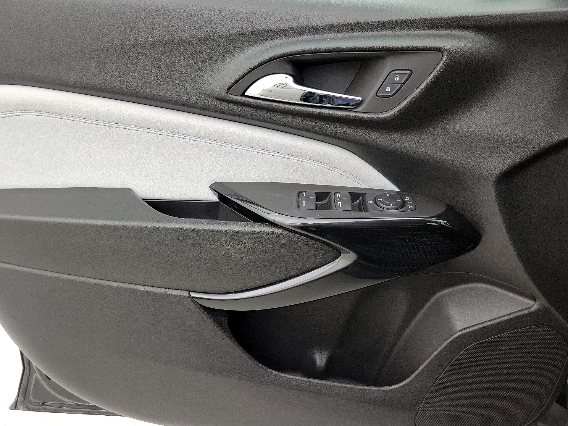 Thumbnail: 2024 Chevrolet Trax - 12