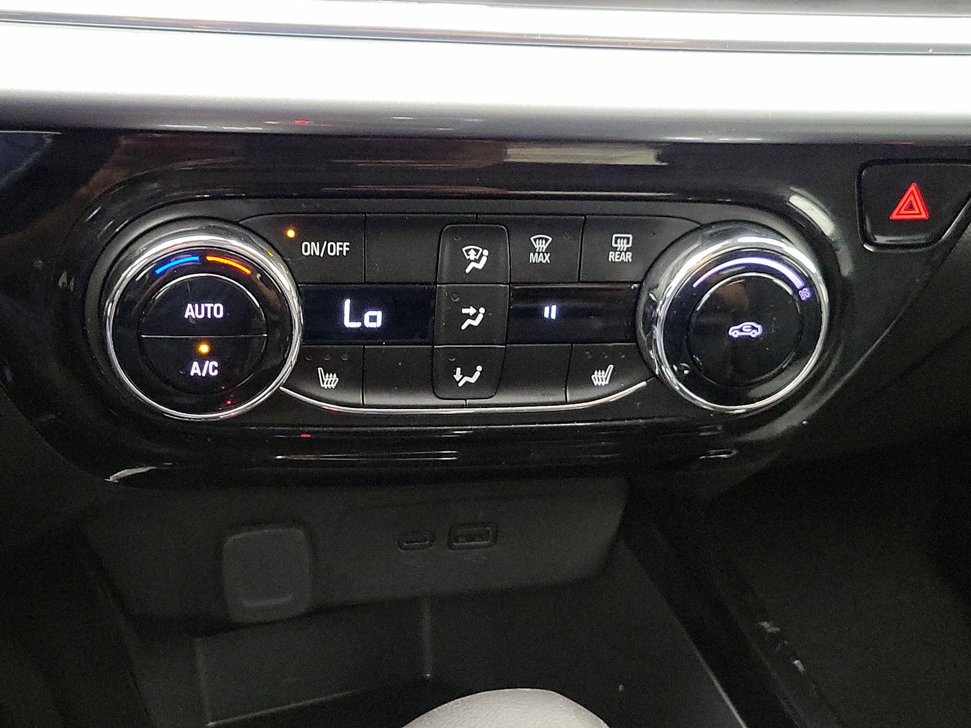 Thumbnail: 2024 Chevrolet Trax - 16