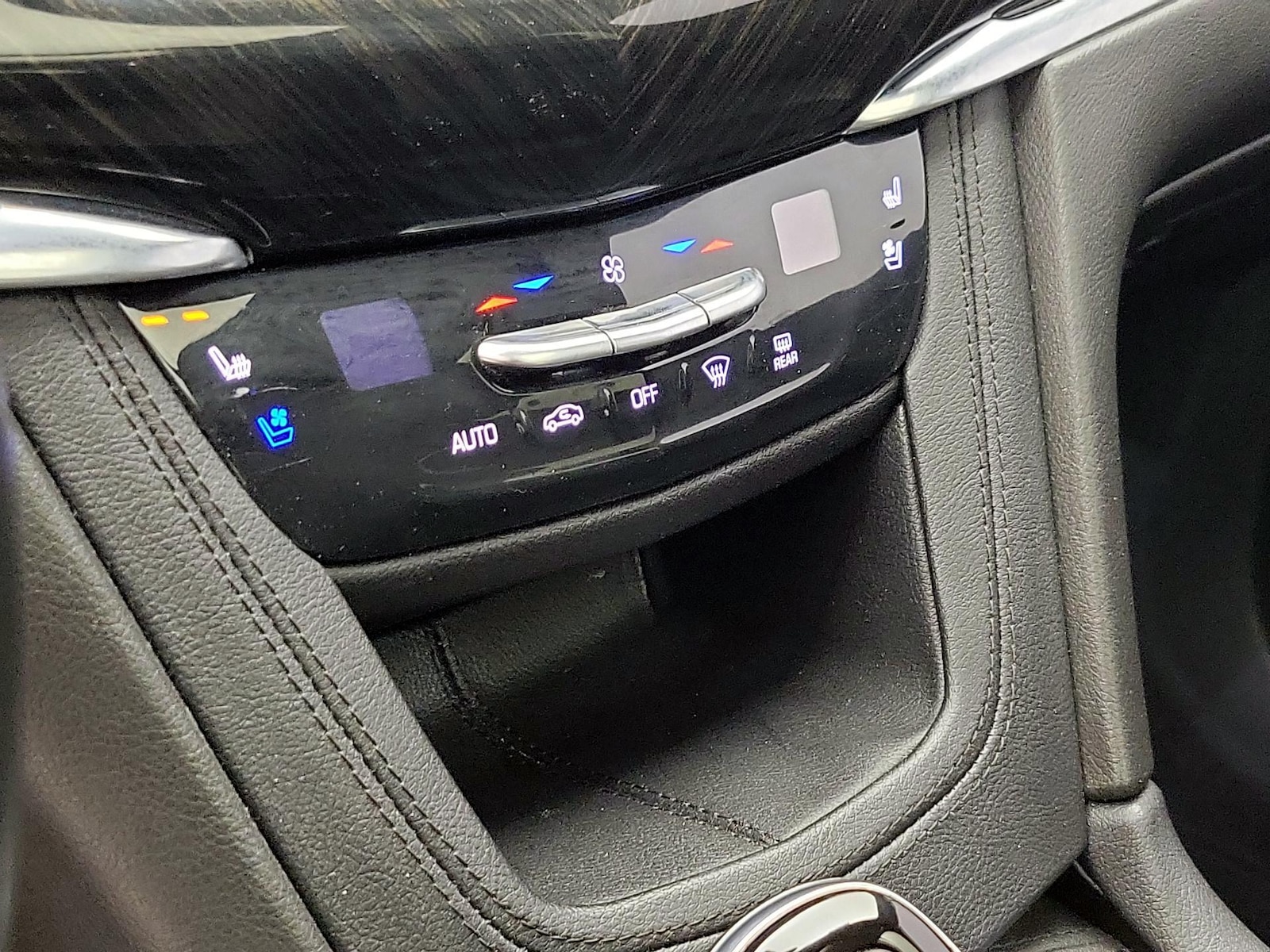 2021 Cadillac XT6 Premium Luxury - Photo 17