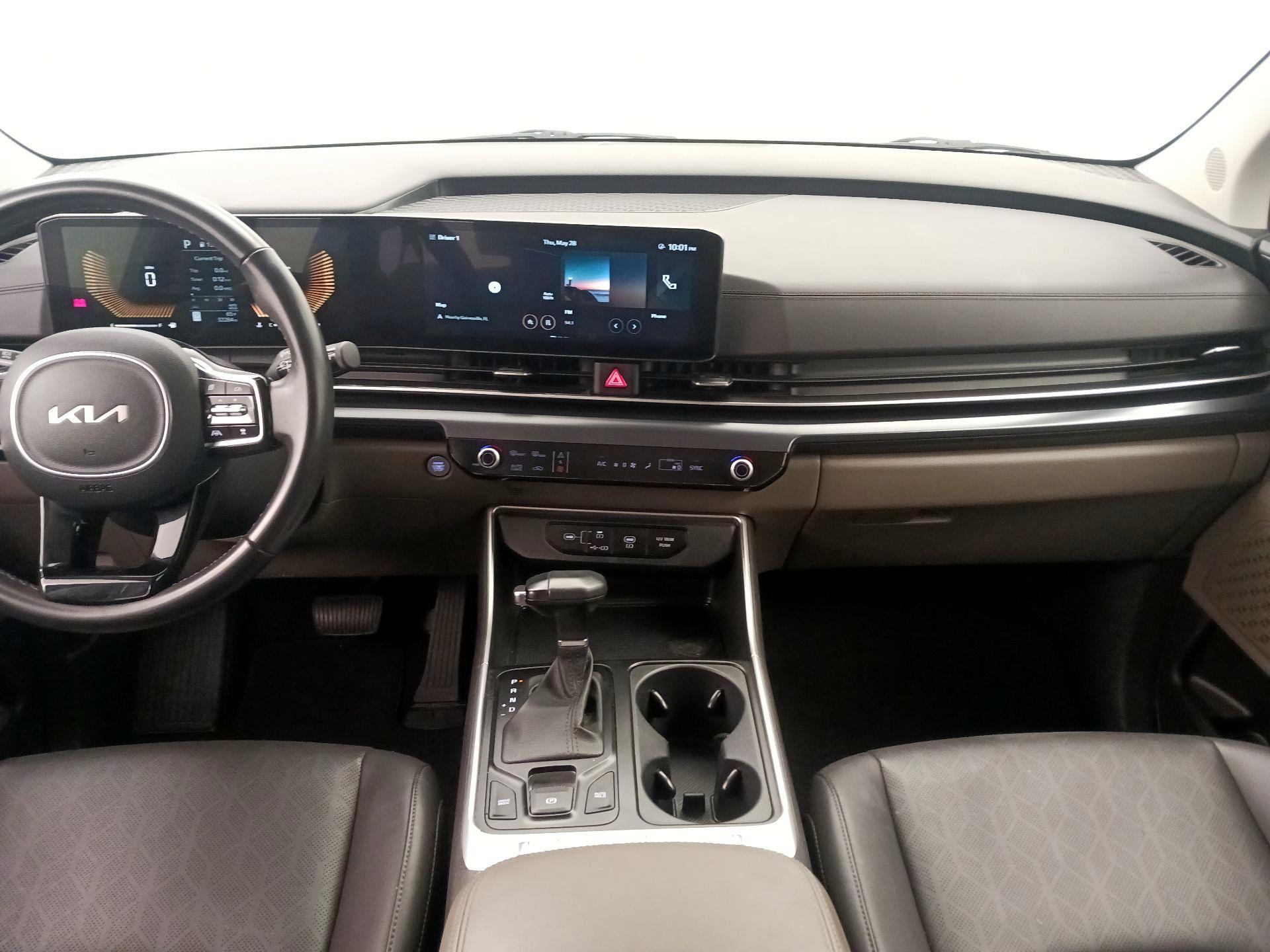 Thumbnail: 2025 Kia Carnival - 9