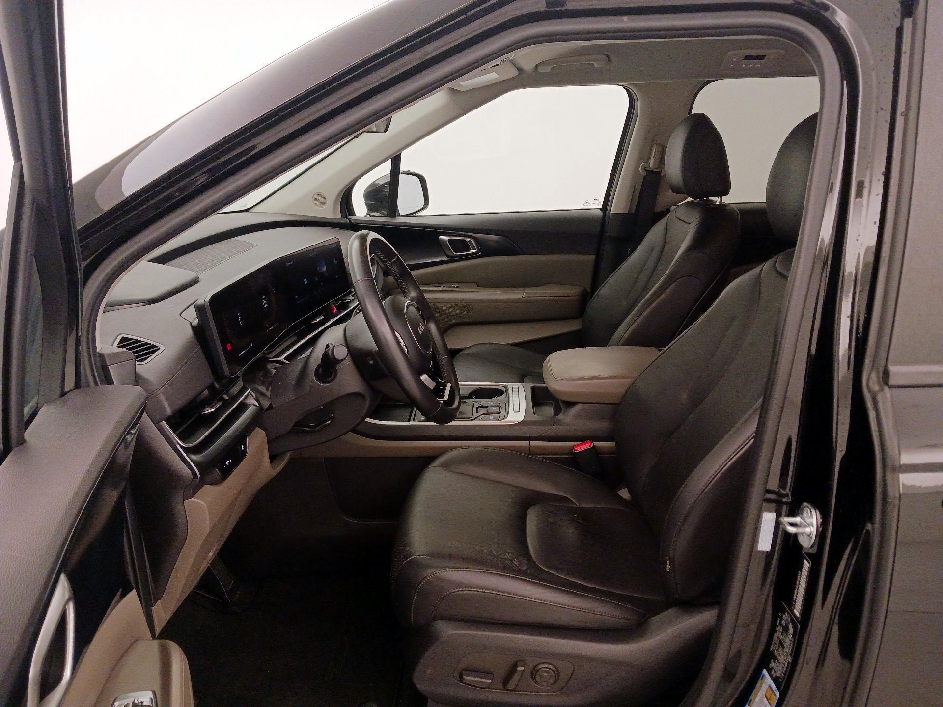 Thumbnail: 2025 Kia Carnival - 11