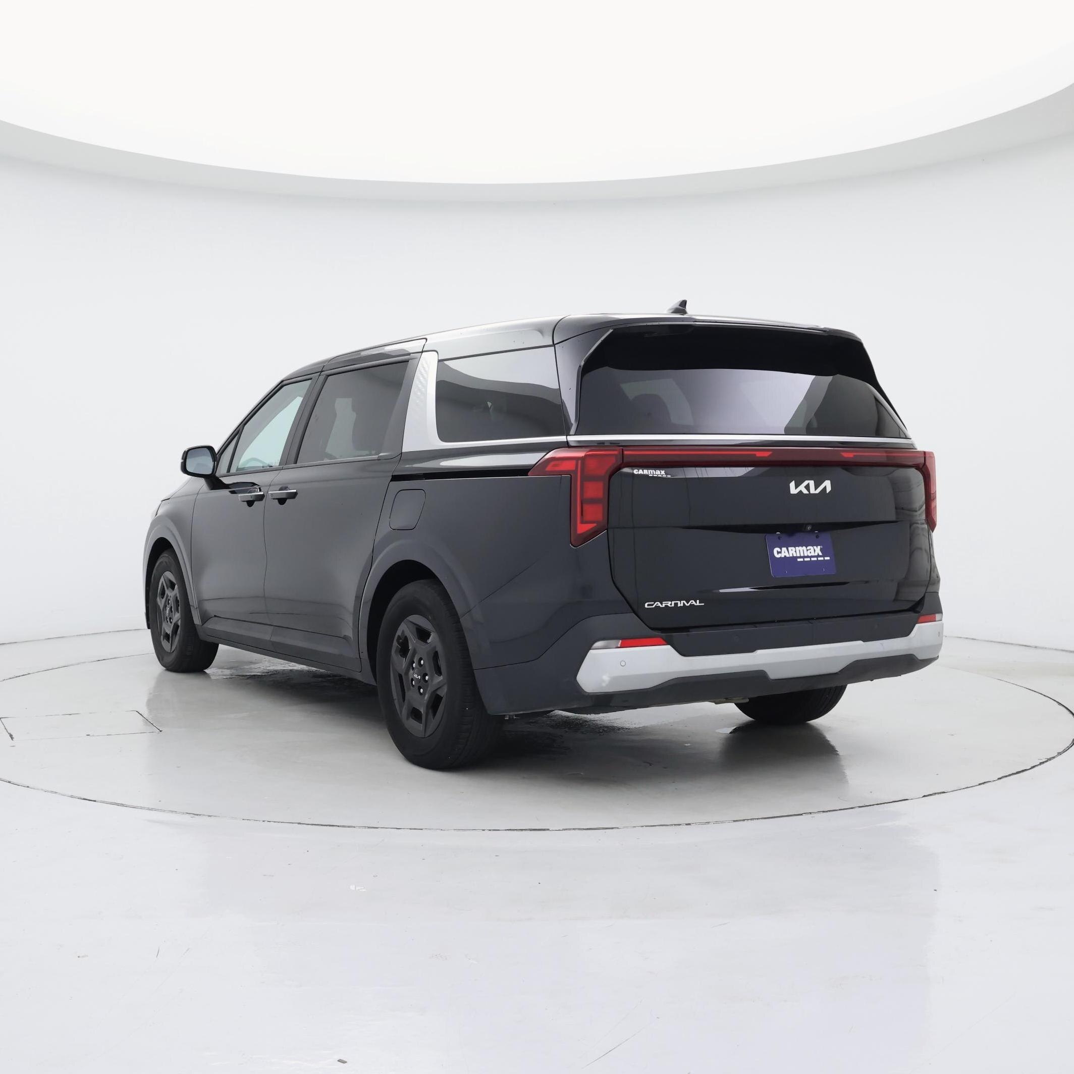 Thumbnail: 2025 Kia Carnival - 2