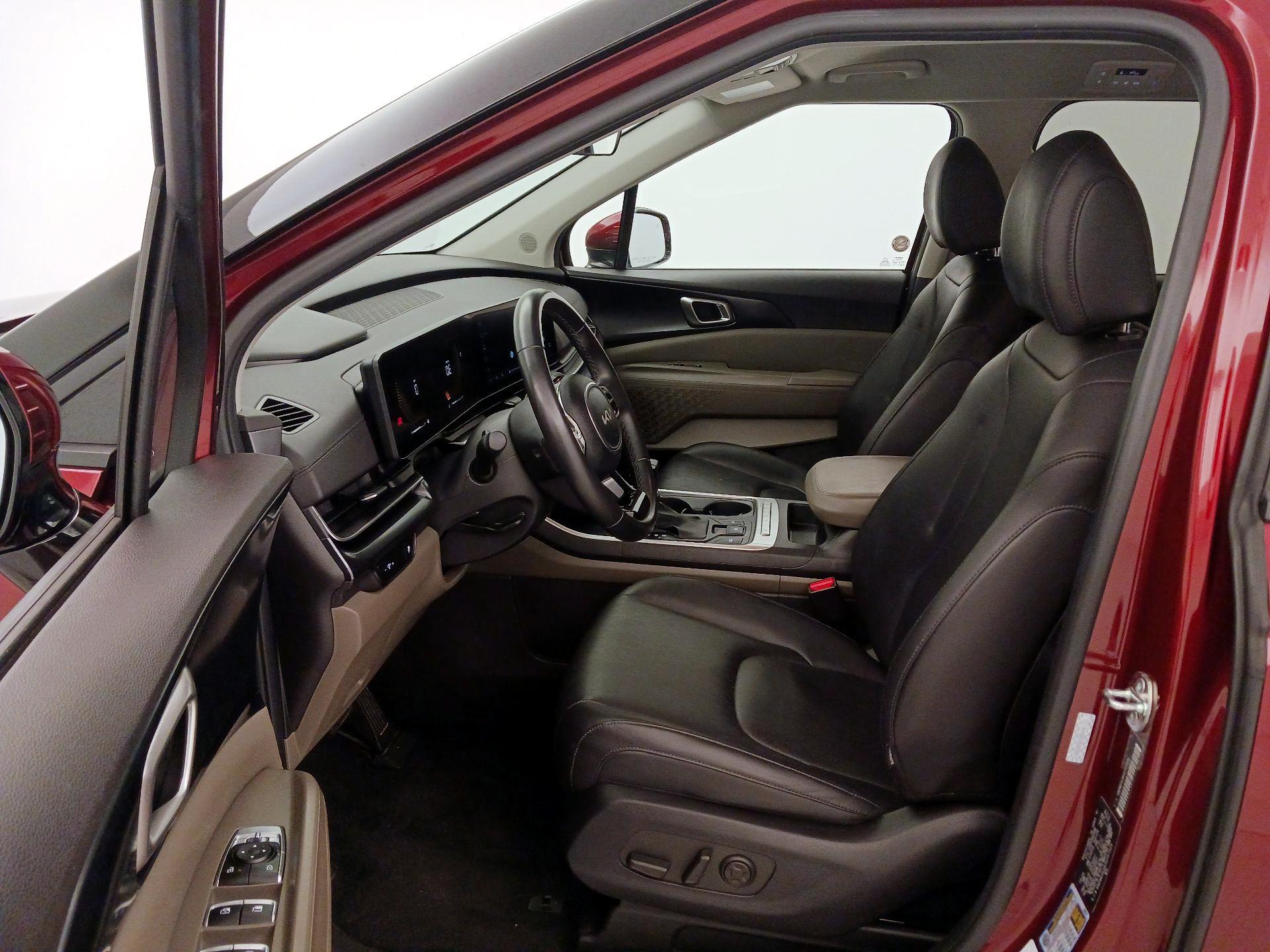 Thumbnail: 2025 Kia Carnival - 11
