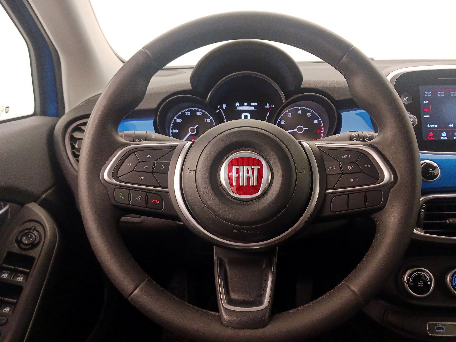 Thumbnail: 2020 Fiat 500X - 10