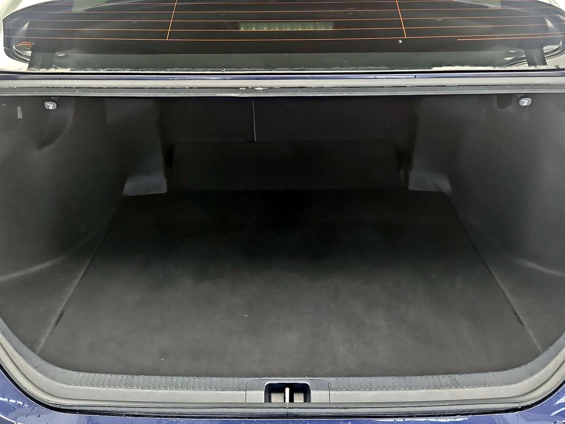 Thumbnail: 2022 Toyota Camry - 19