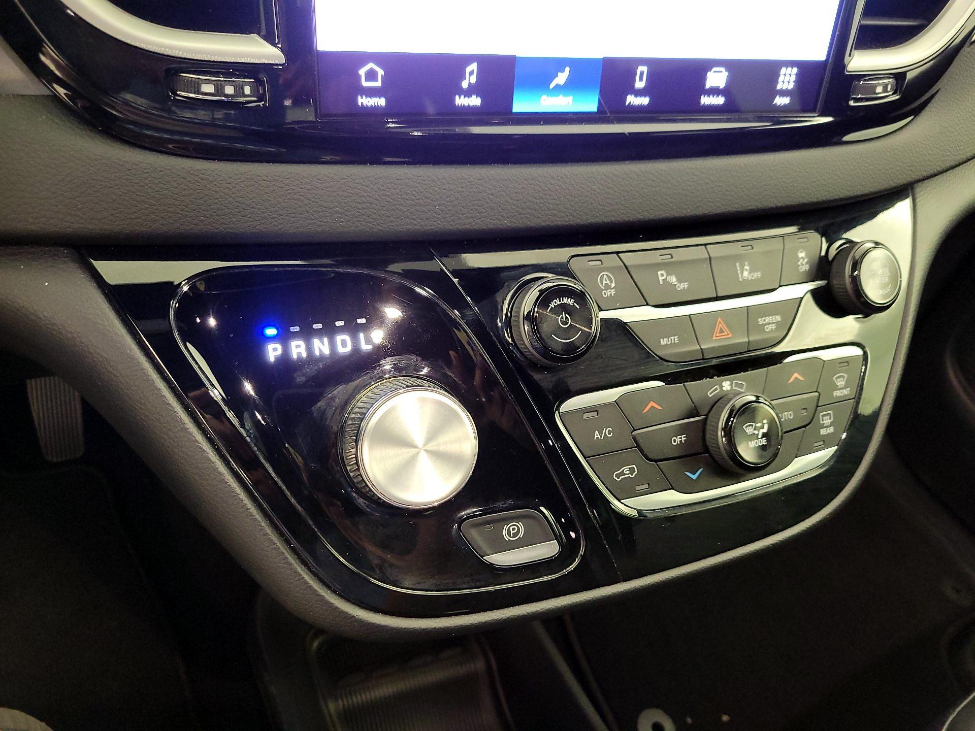 Thumbnail: 2025 Chrysler Pacifica - 17