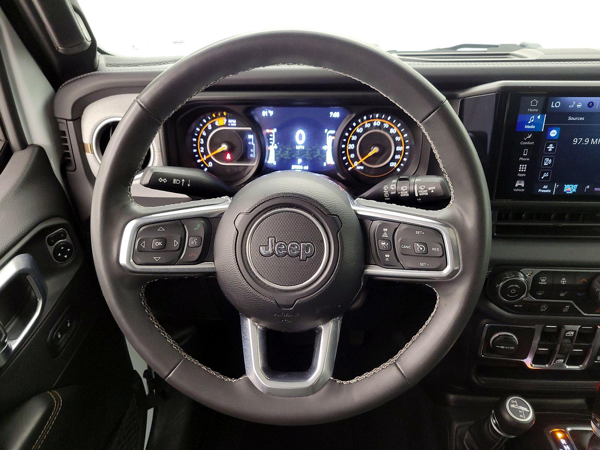 Thumbnail: 2025 Jeep Wrangler - 10