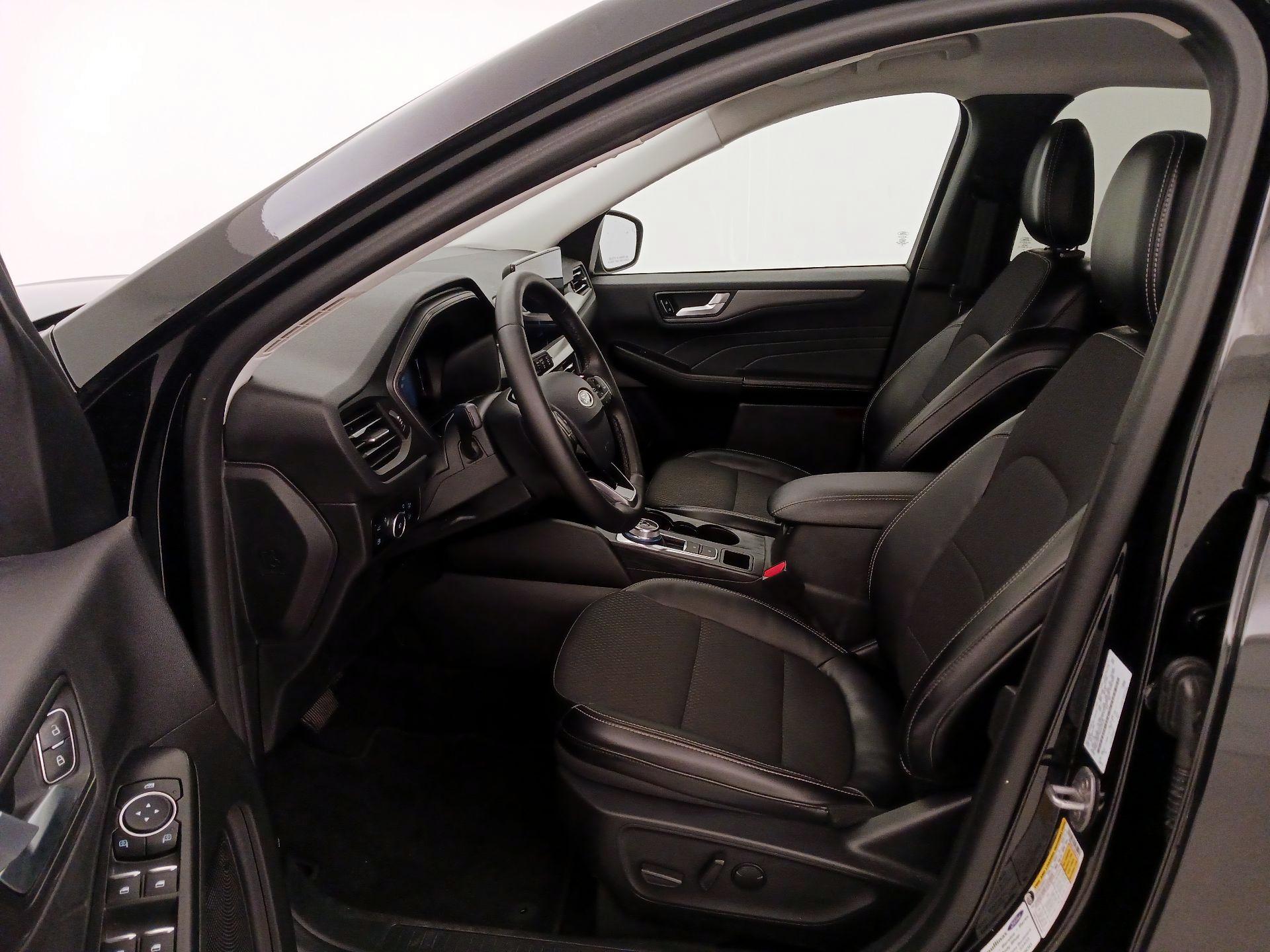 Thumbnail: 2024 Ford Escape - 11