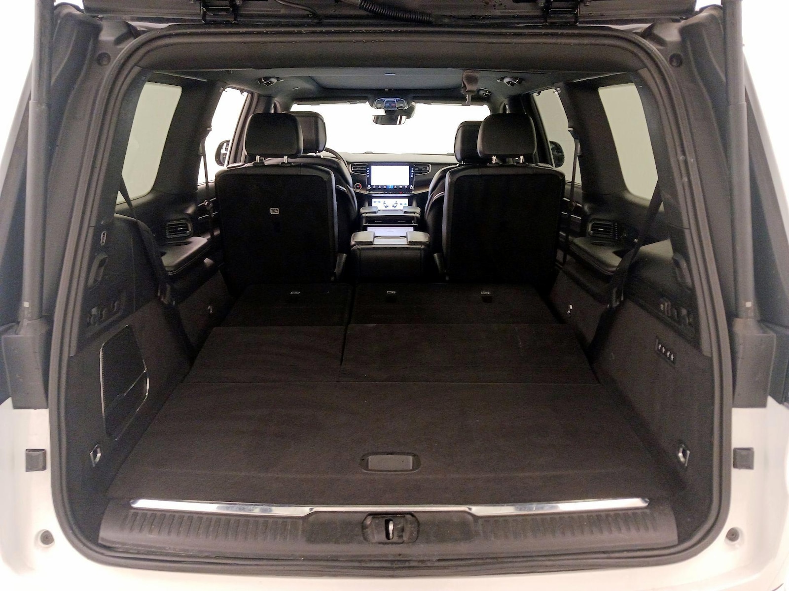2023 Jeep Grand Wagoneer Series I - Photo 25