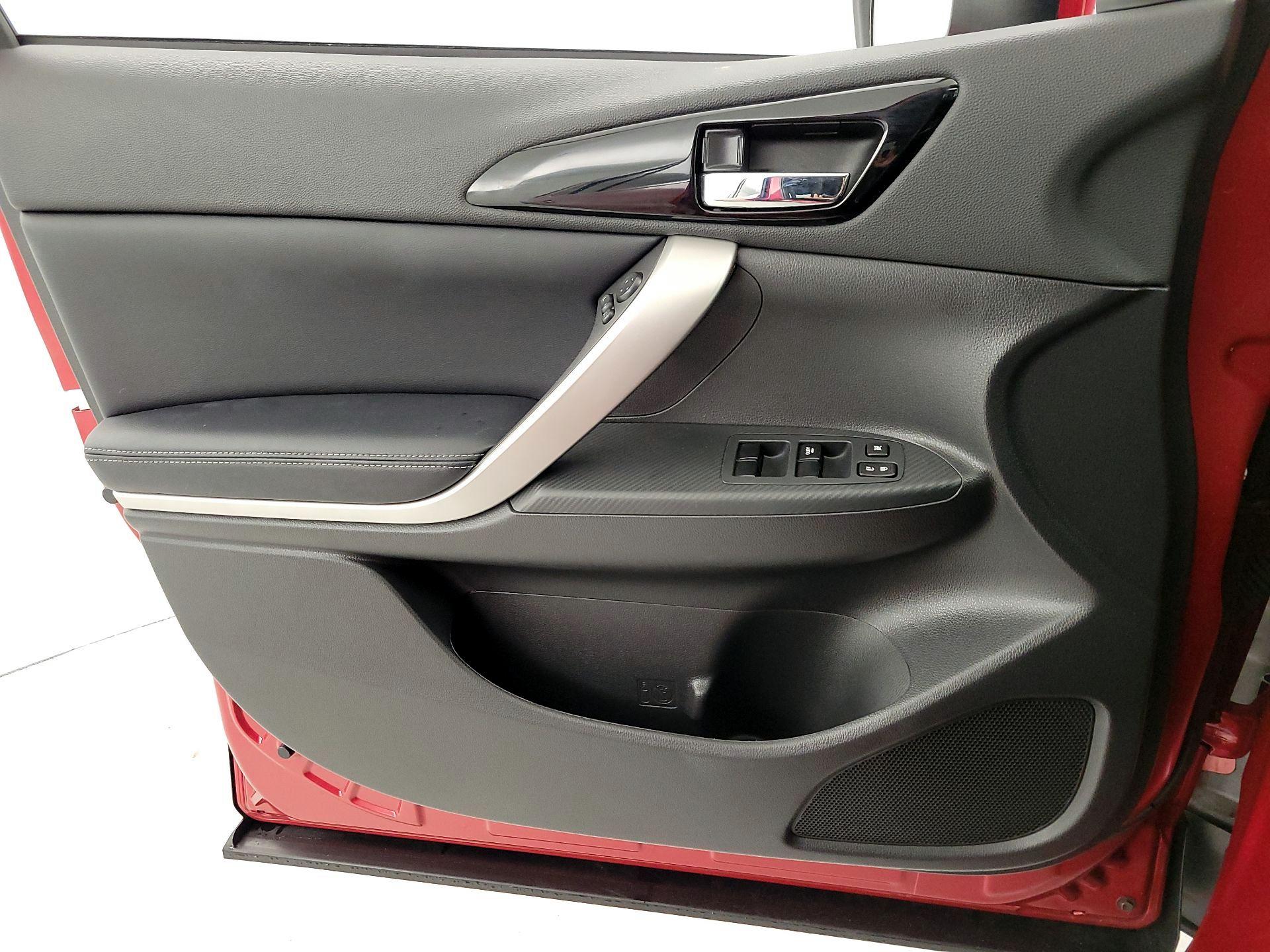 Thumbnail: 2025 Mitsubishi Eclipse Cross - 19