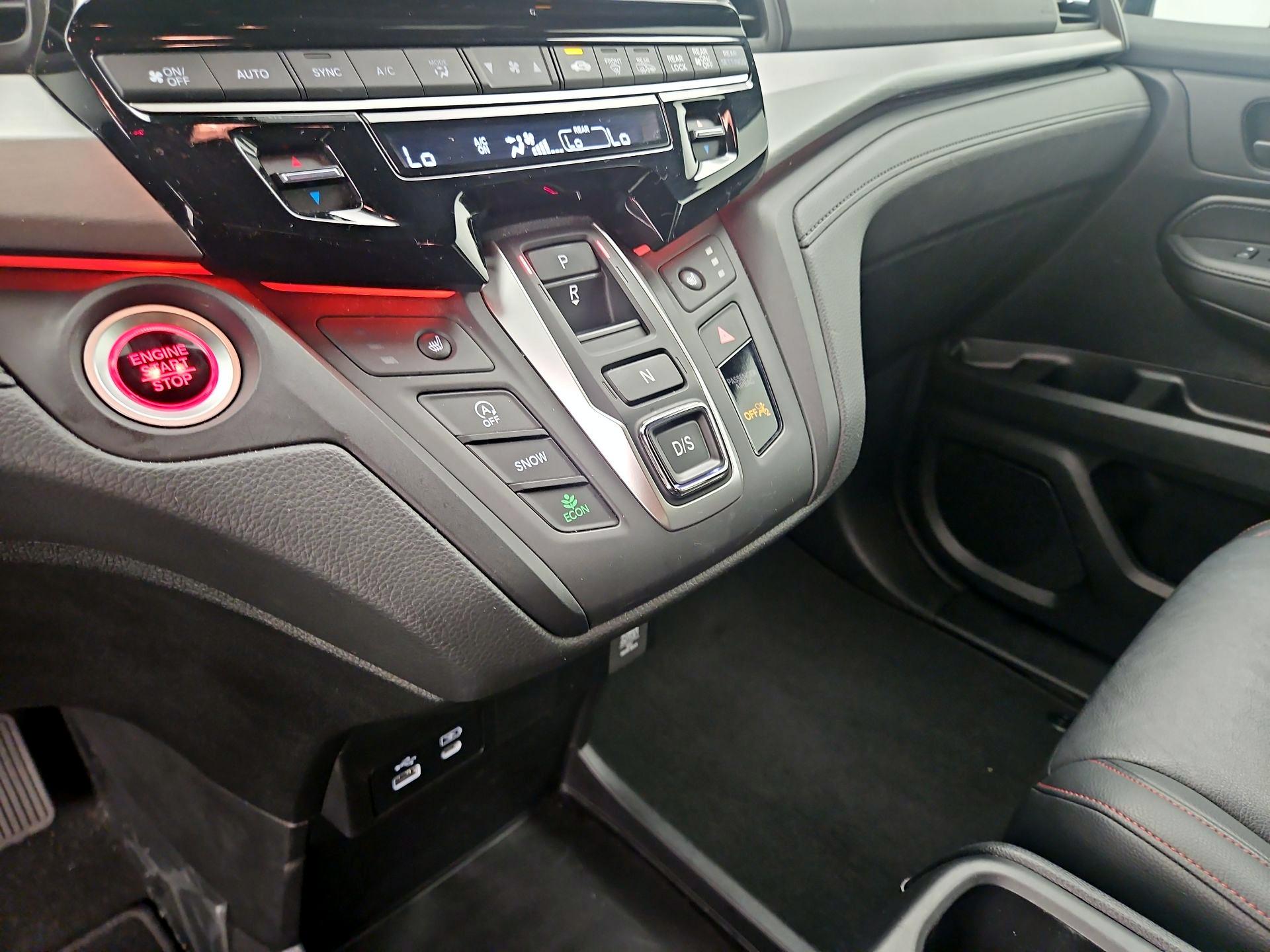 Thumbnail: 2025 Honda Odyssey - 17