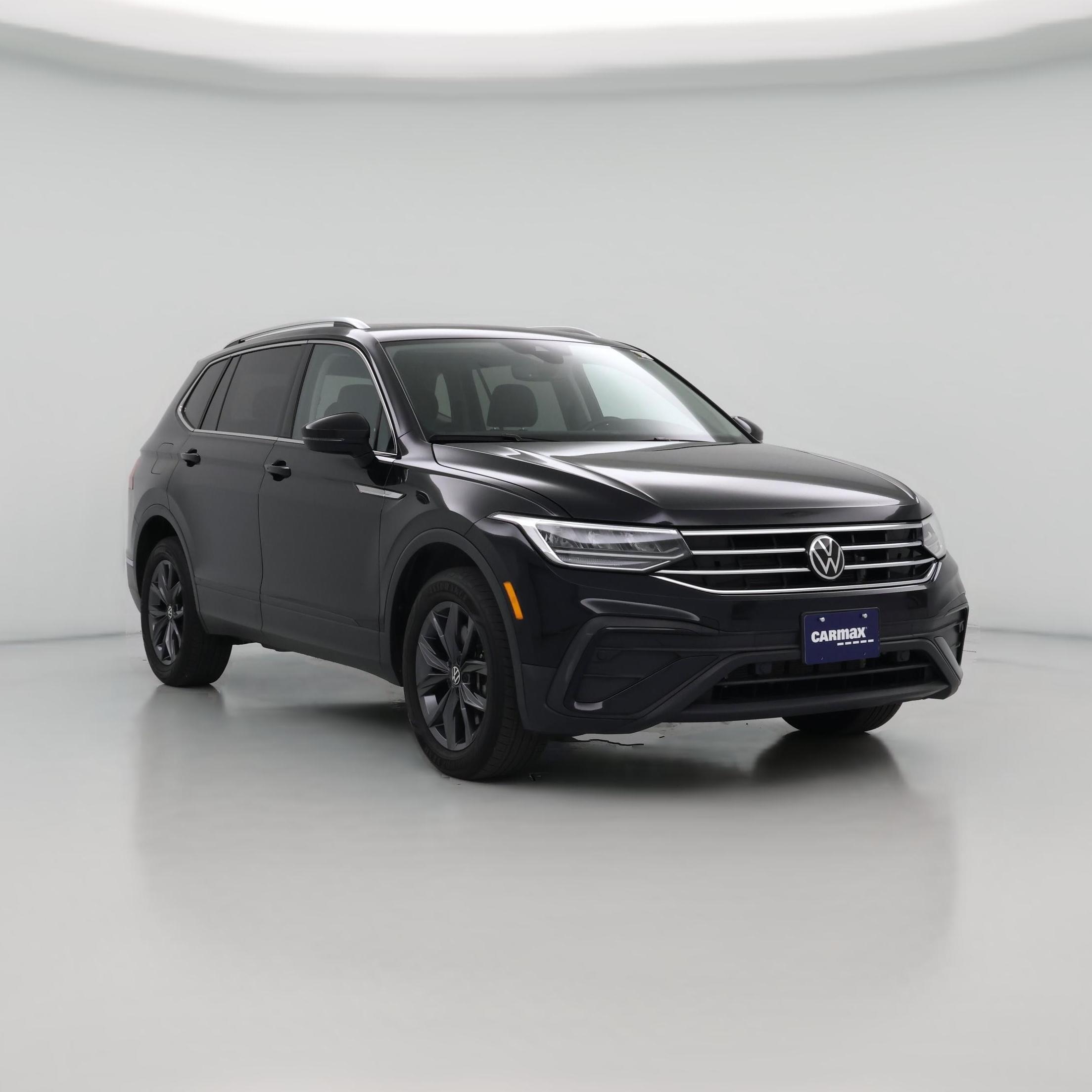 Thumbnail: 2022 Volkswagen Tiguan - 1