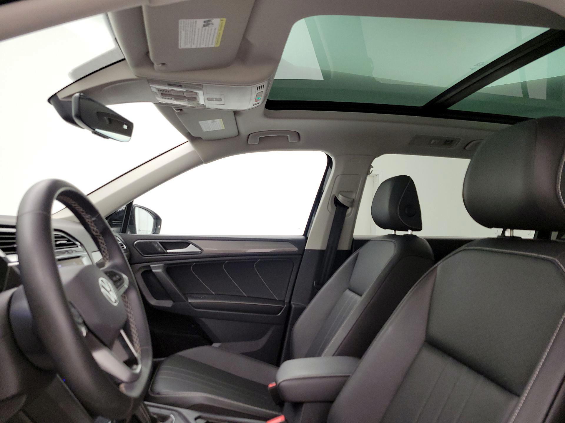Thumbnail: 2022 Volkswagen Tiguan - 20