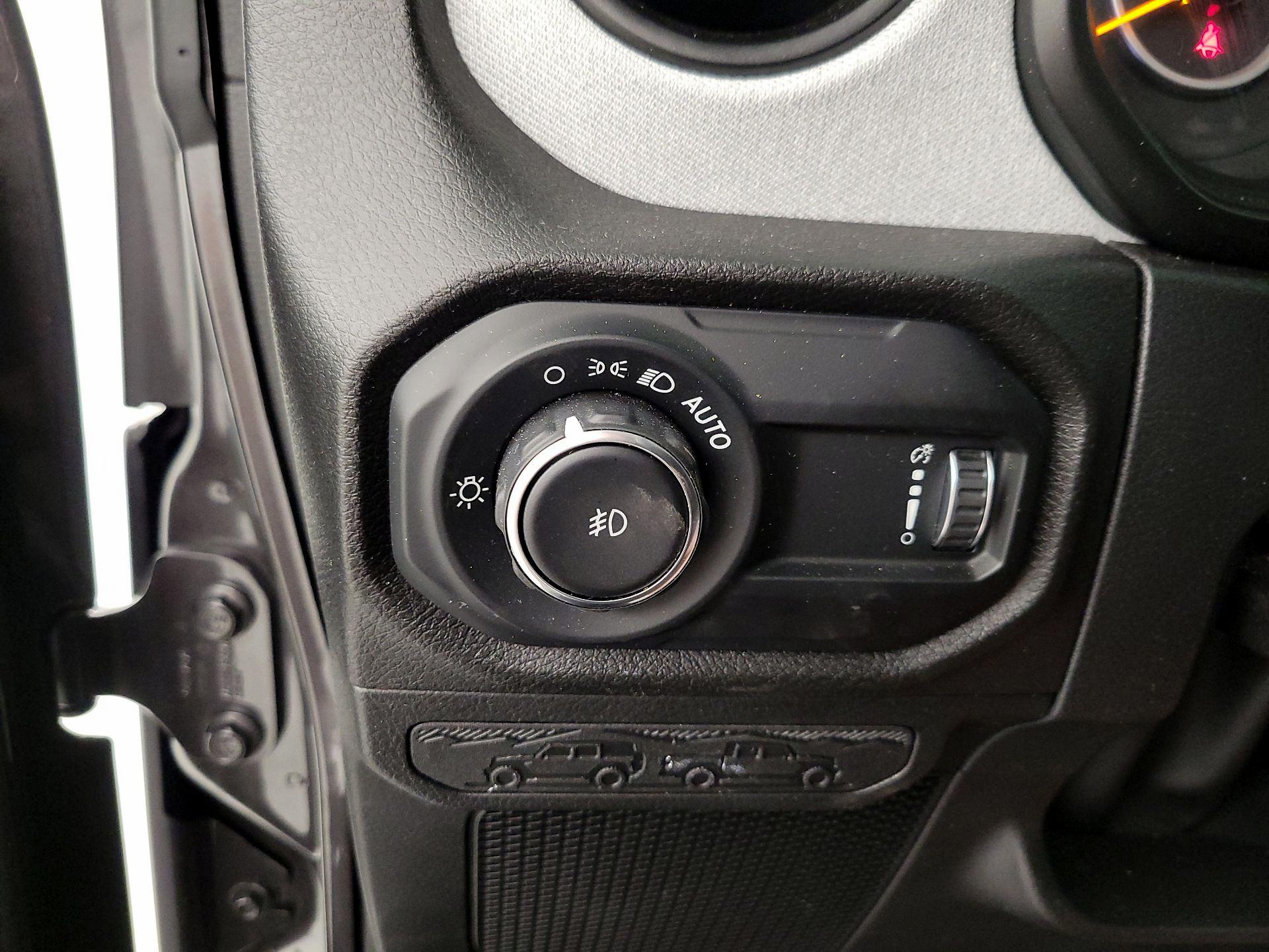 Thumbnail: 2025 Jeep Wrangler - 13