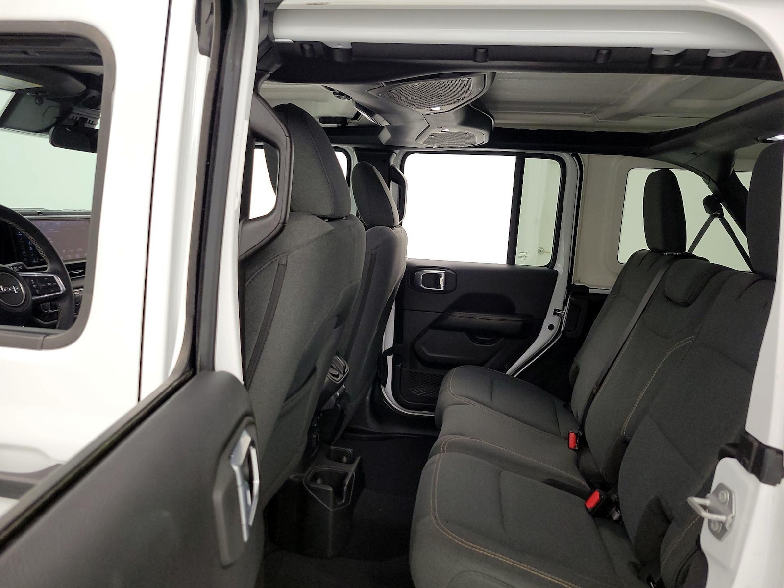 2025 Jeep Wrangler 4-Door Sahara - Photo 20