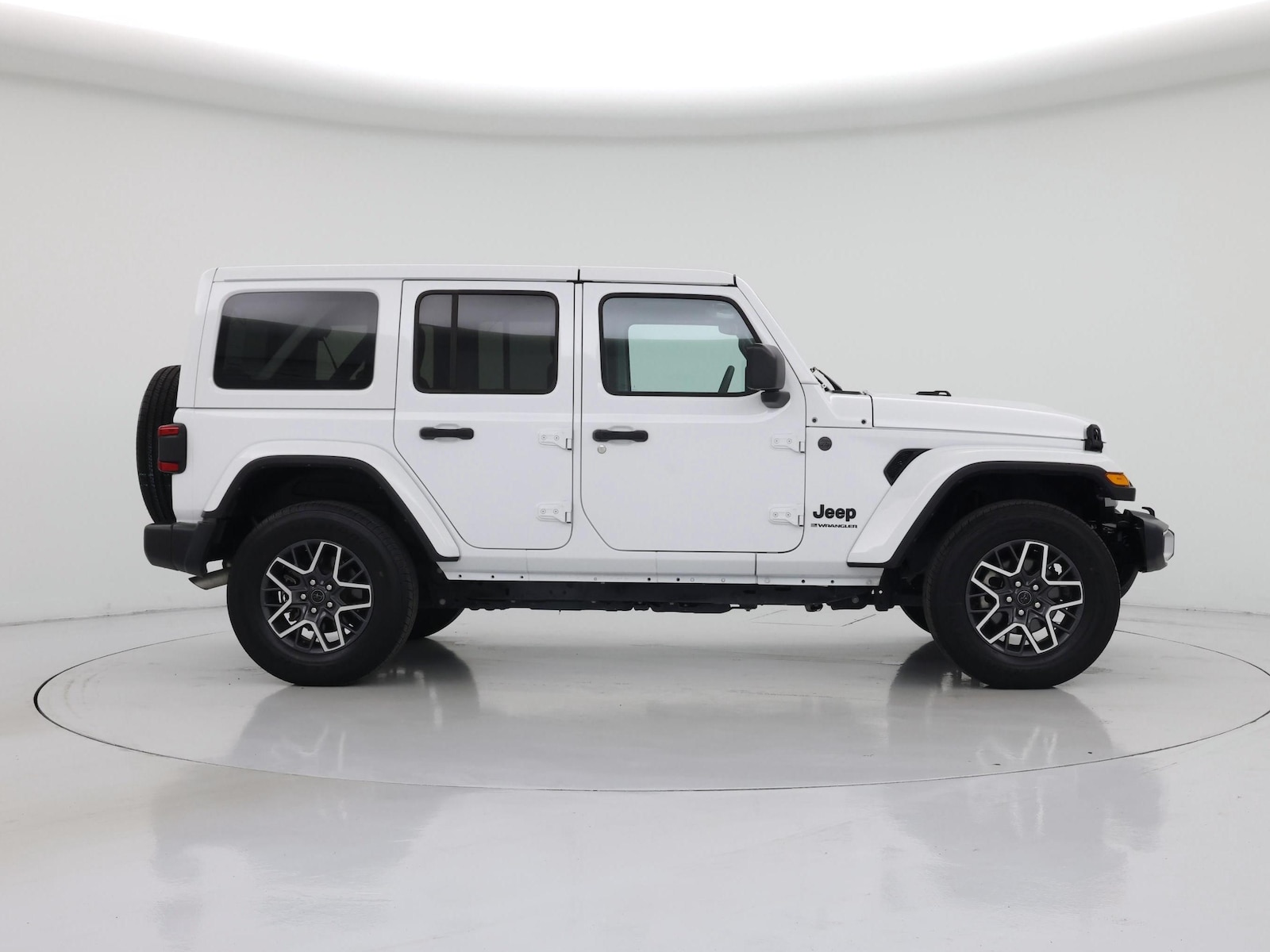2025 Jeep Wrangler 4-Door Sahara - Photo 8