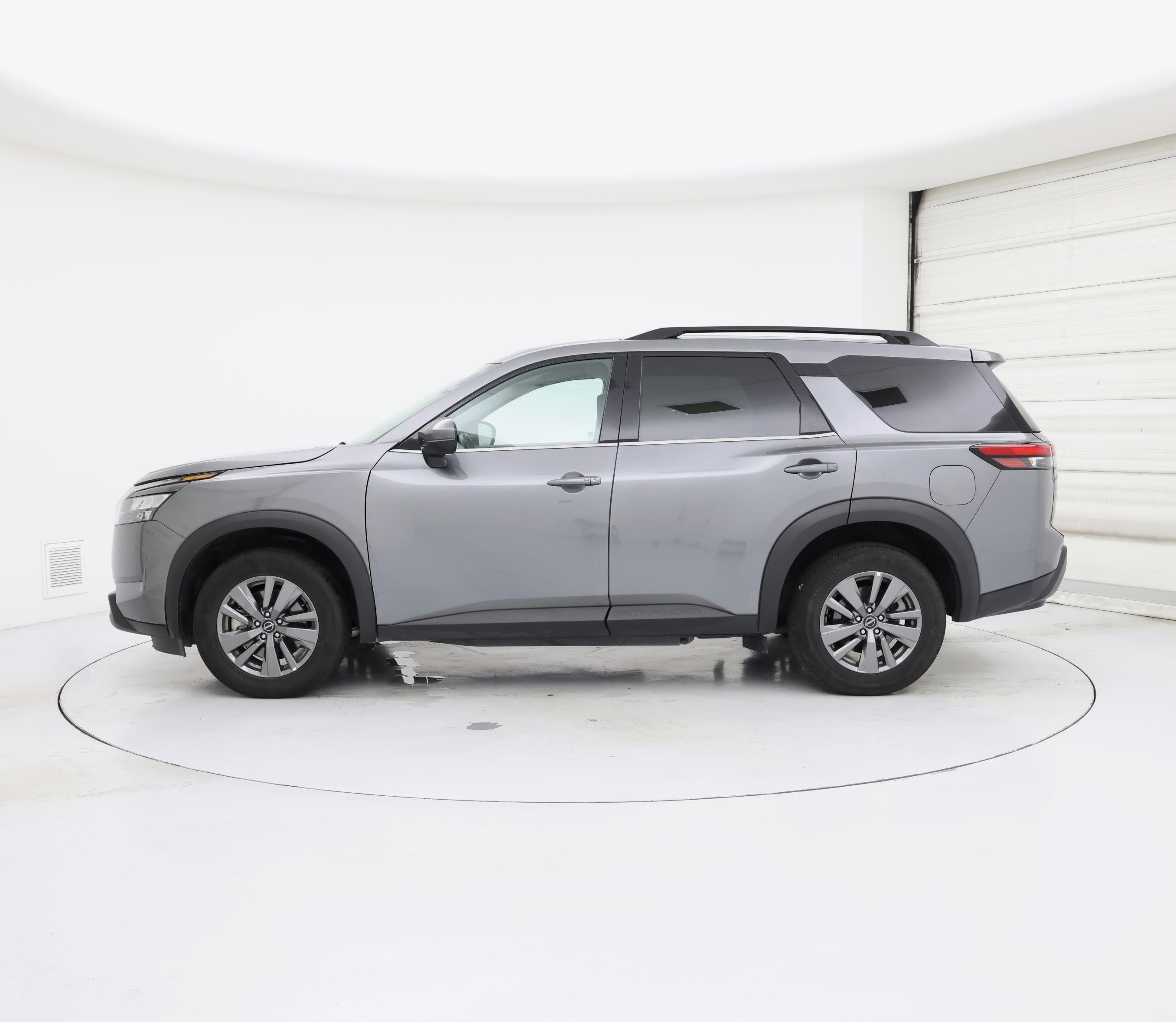 Thumbnail: 2025 Nissan Pathfinder - 3