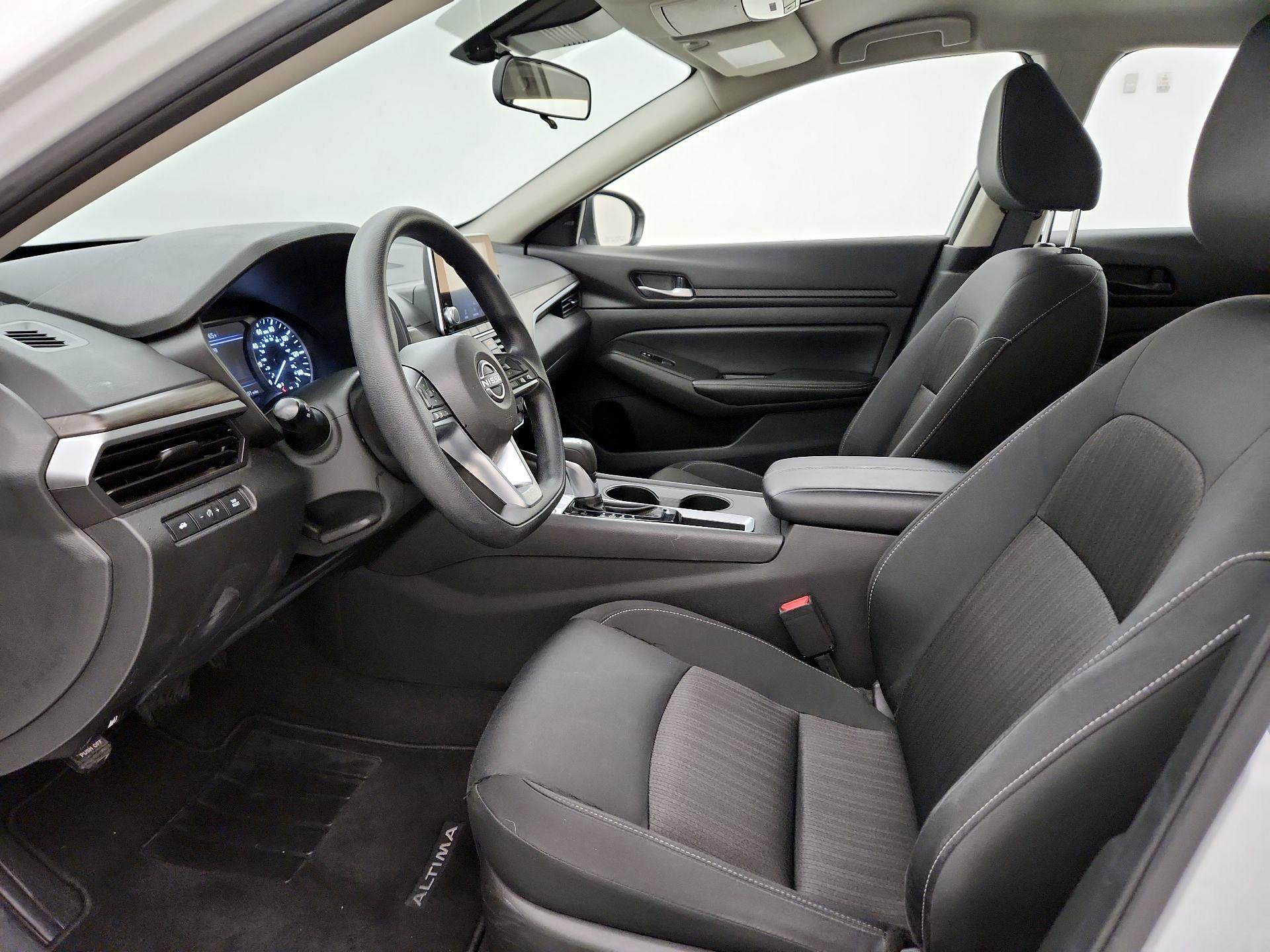 Thumbnail: 2025 Nissan Altima - 11