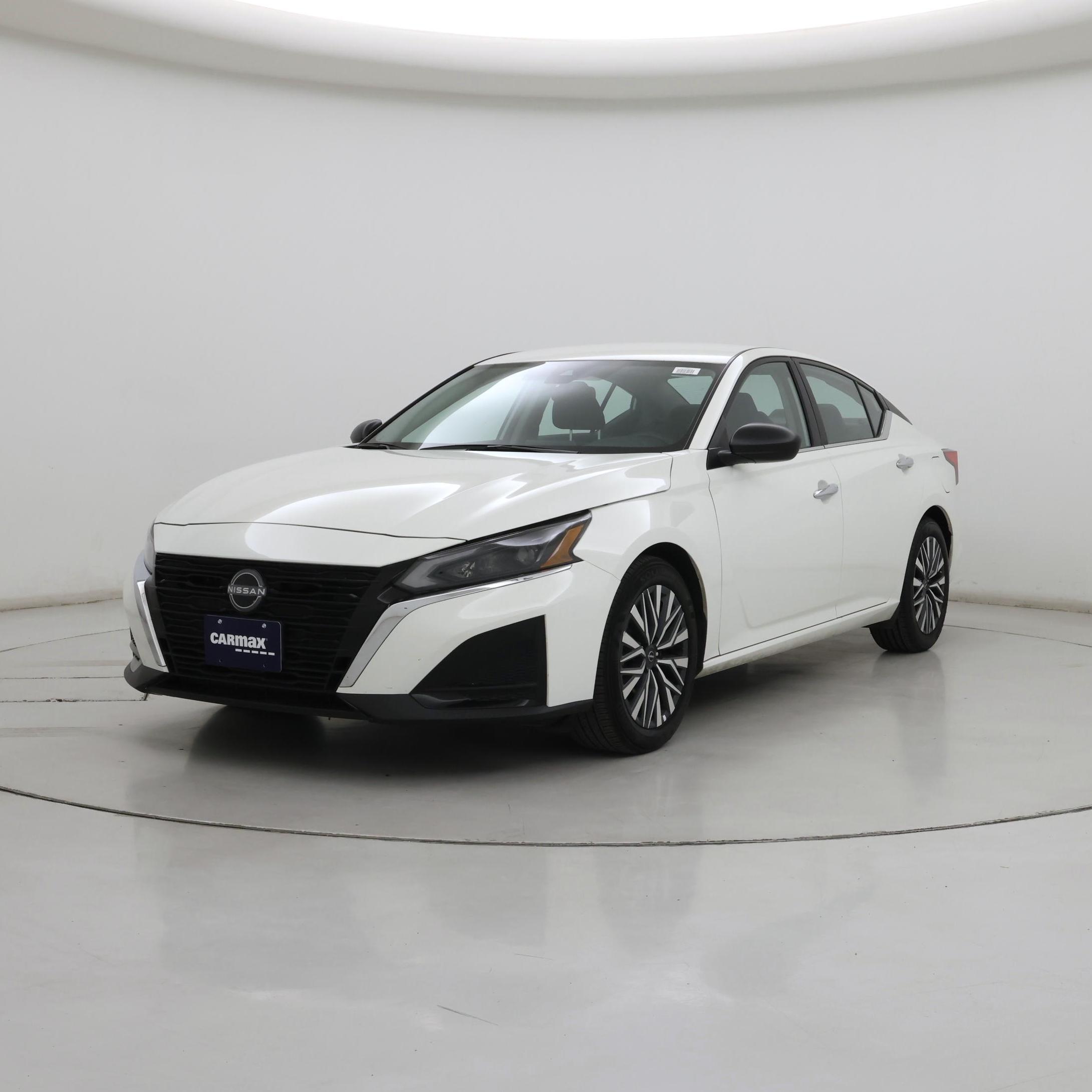 Thumbnail: 2025 Nissan Altima - 4