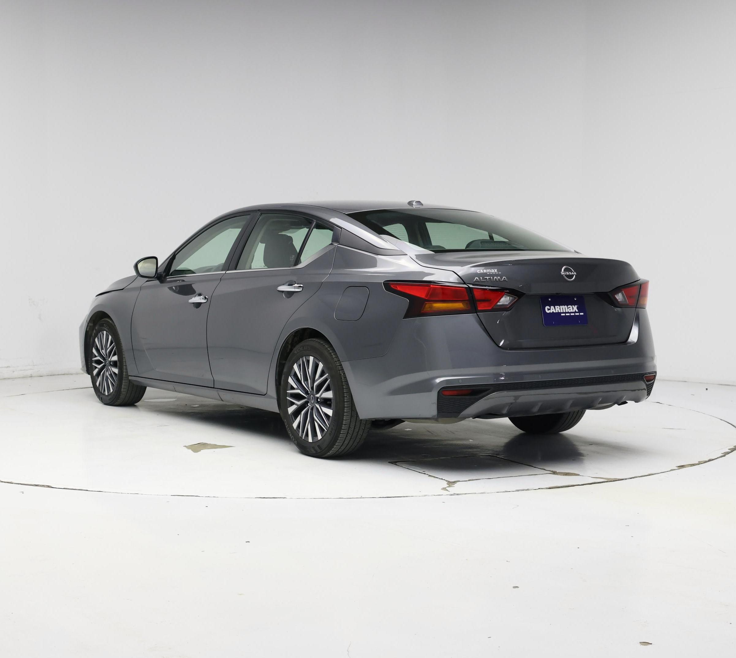 Thumbnail: 2025 Nissan Altima - 2
