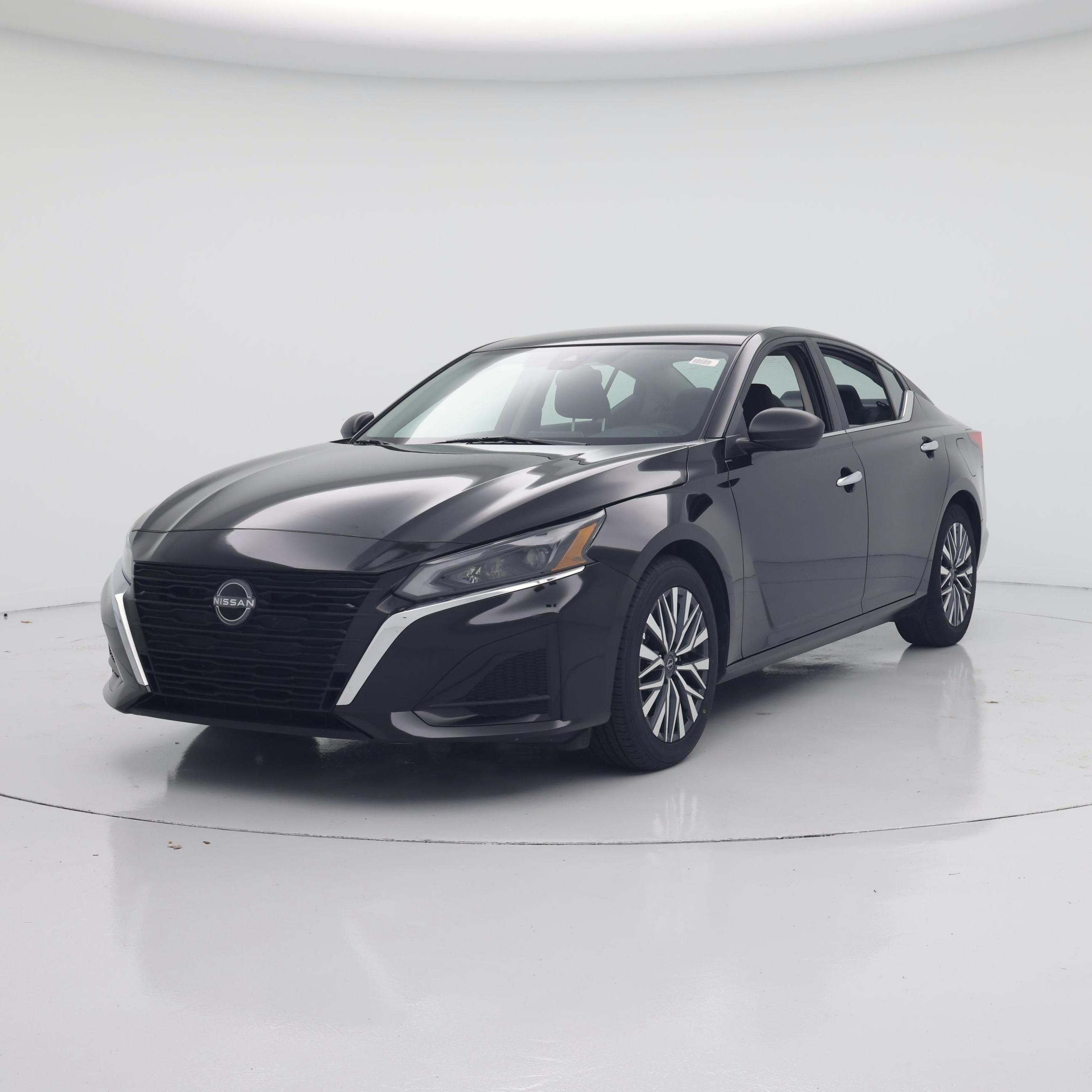Thumbnail: 2025 Nissan Altima - 4
