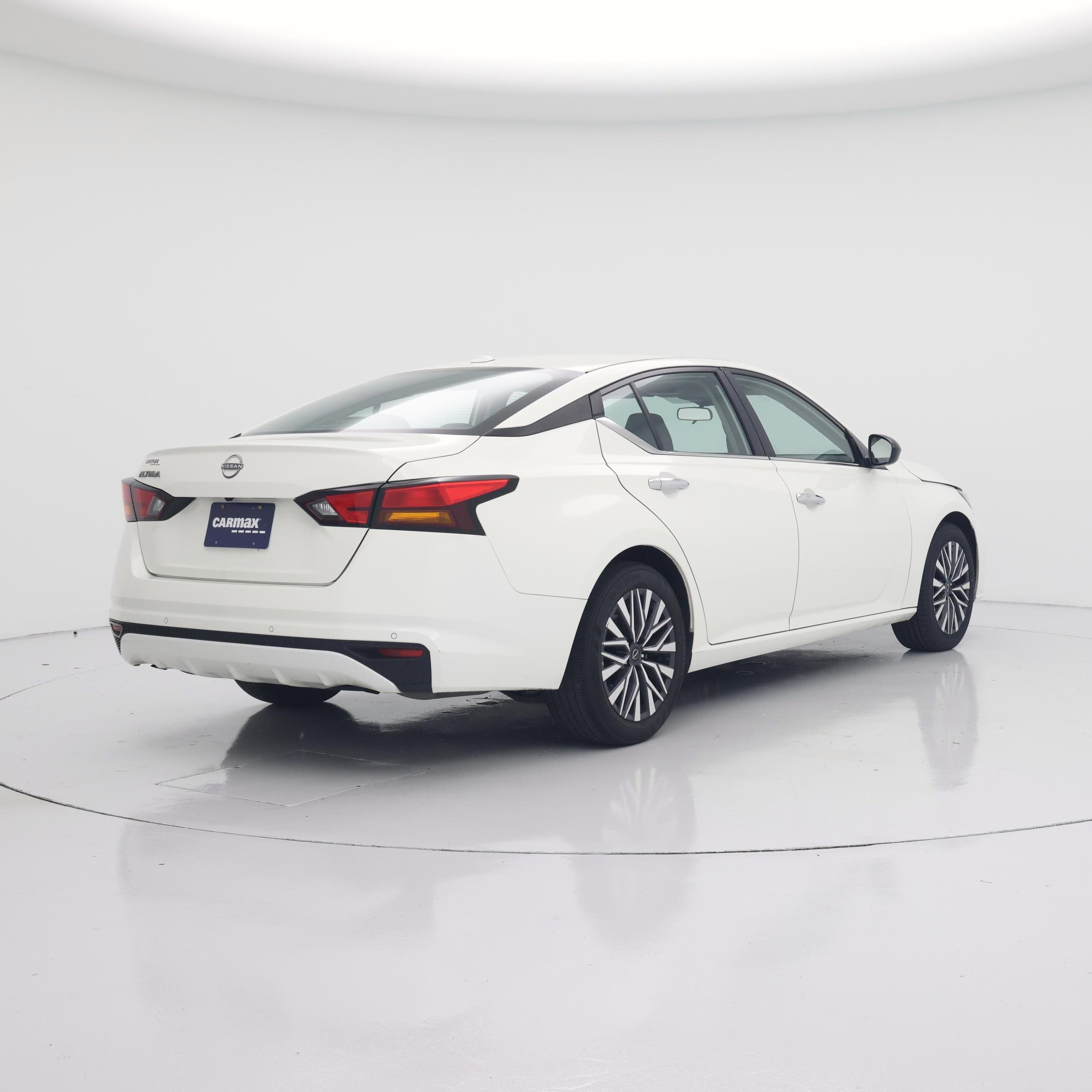 Thumbnail: 2025 Nissan Altima - 8