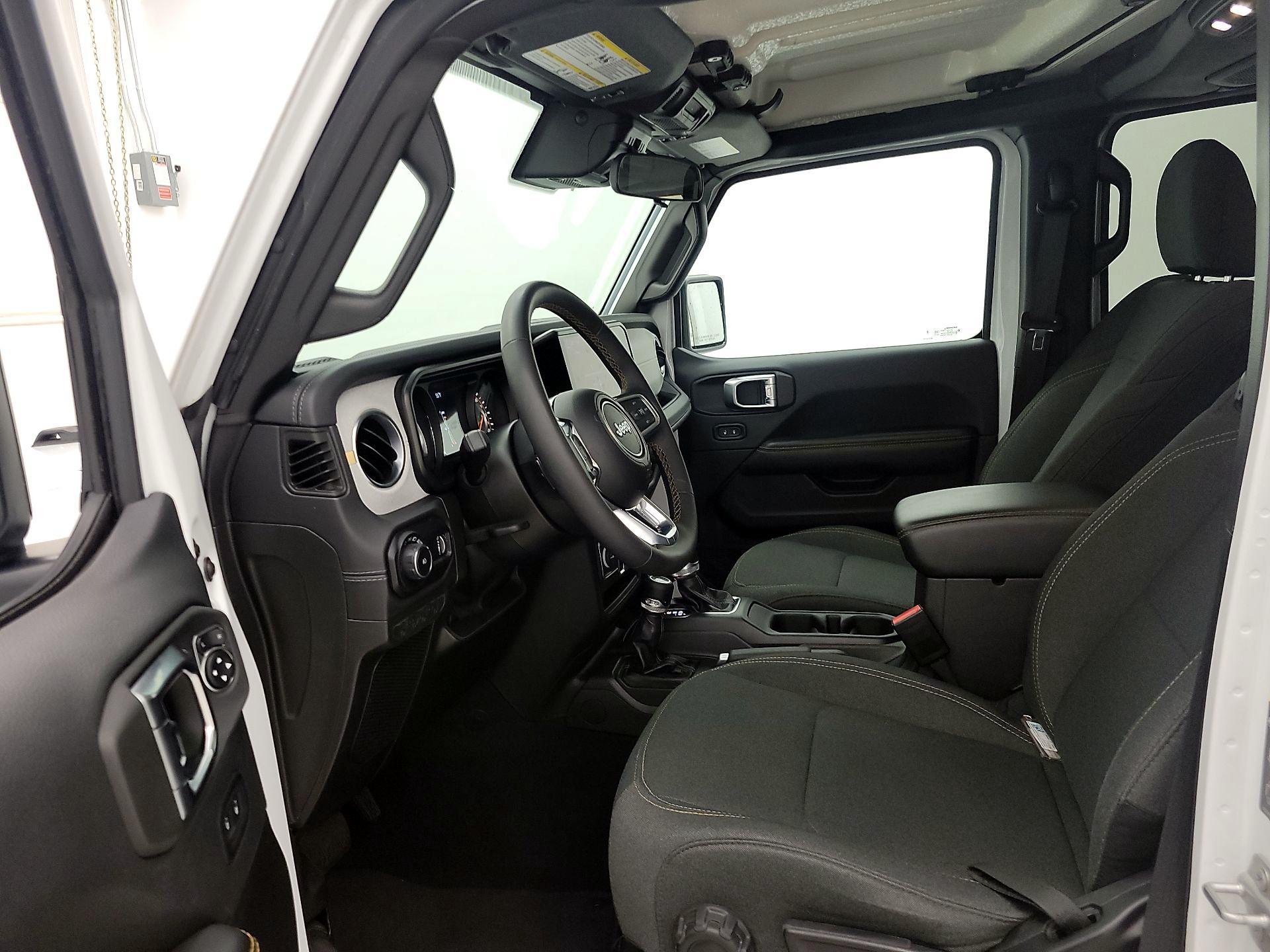 Thumbnail: 2025 Jeep Wrangler - 11