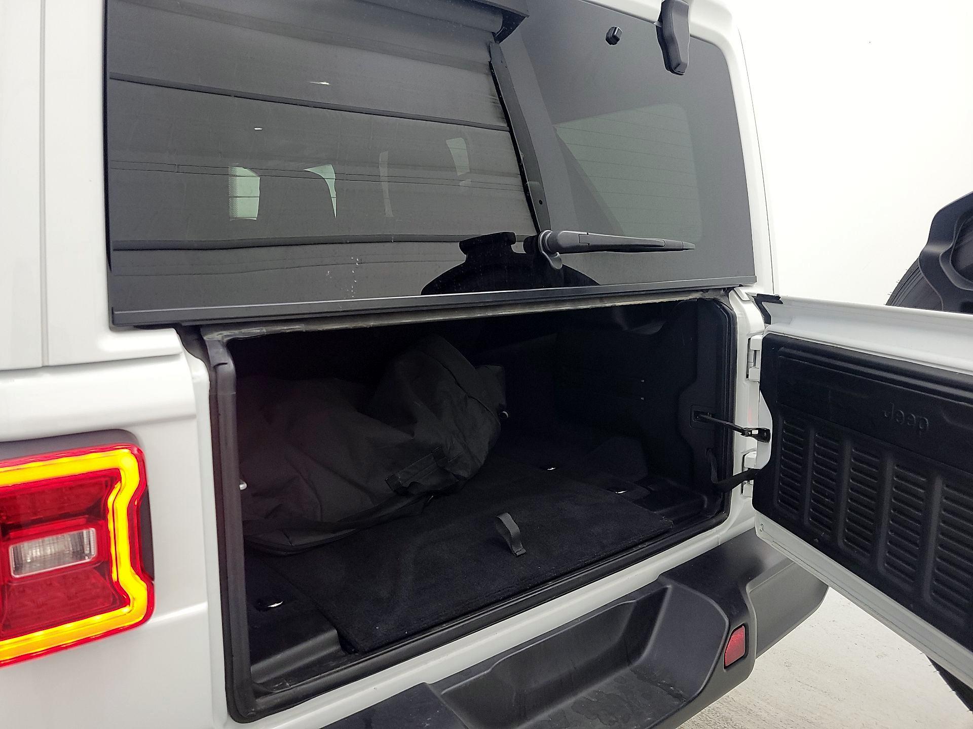 Thumbnail: 2025 Jeep Wrangler - 19