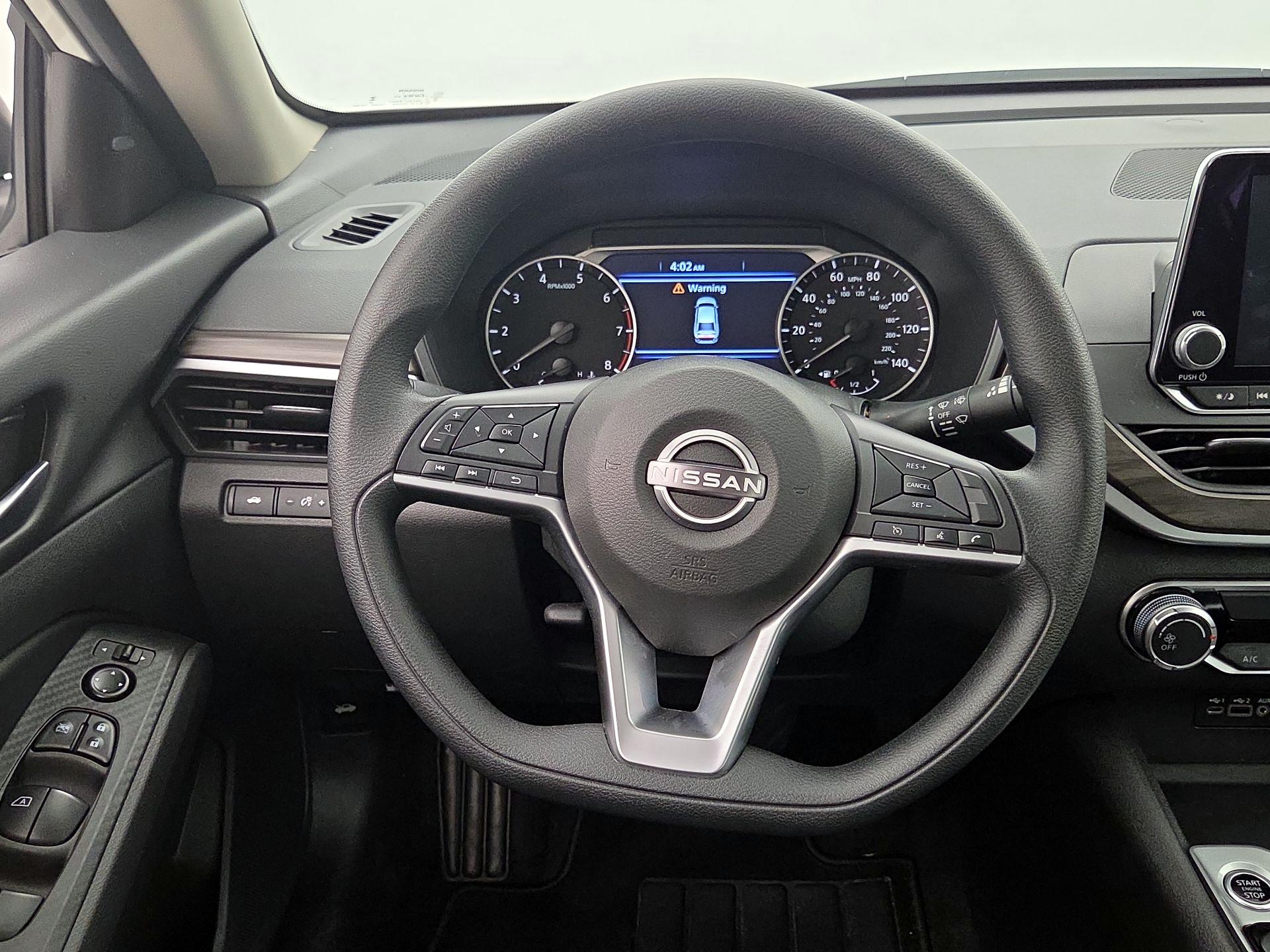 Thumbnail: 2025 Nissan Altima - 10