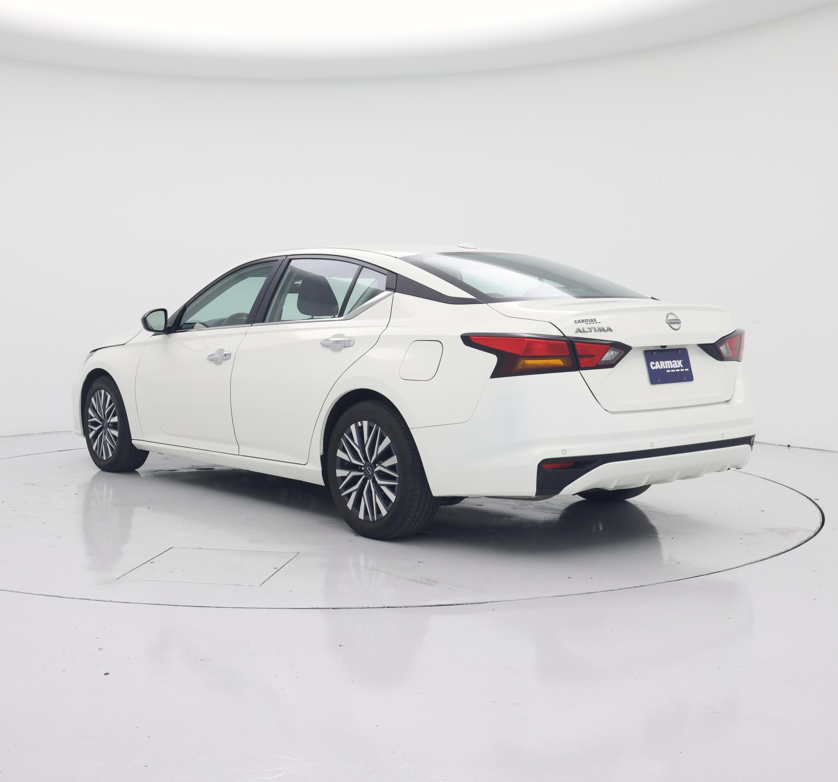Thumbnail: 2025 Nissan Altima - 2