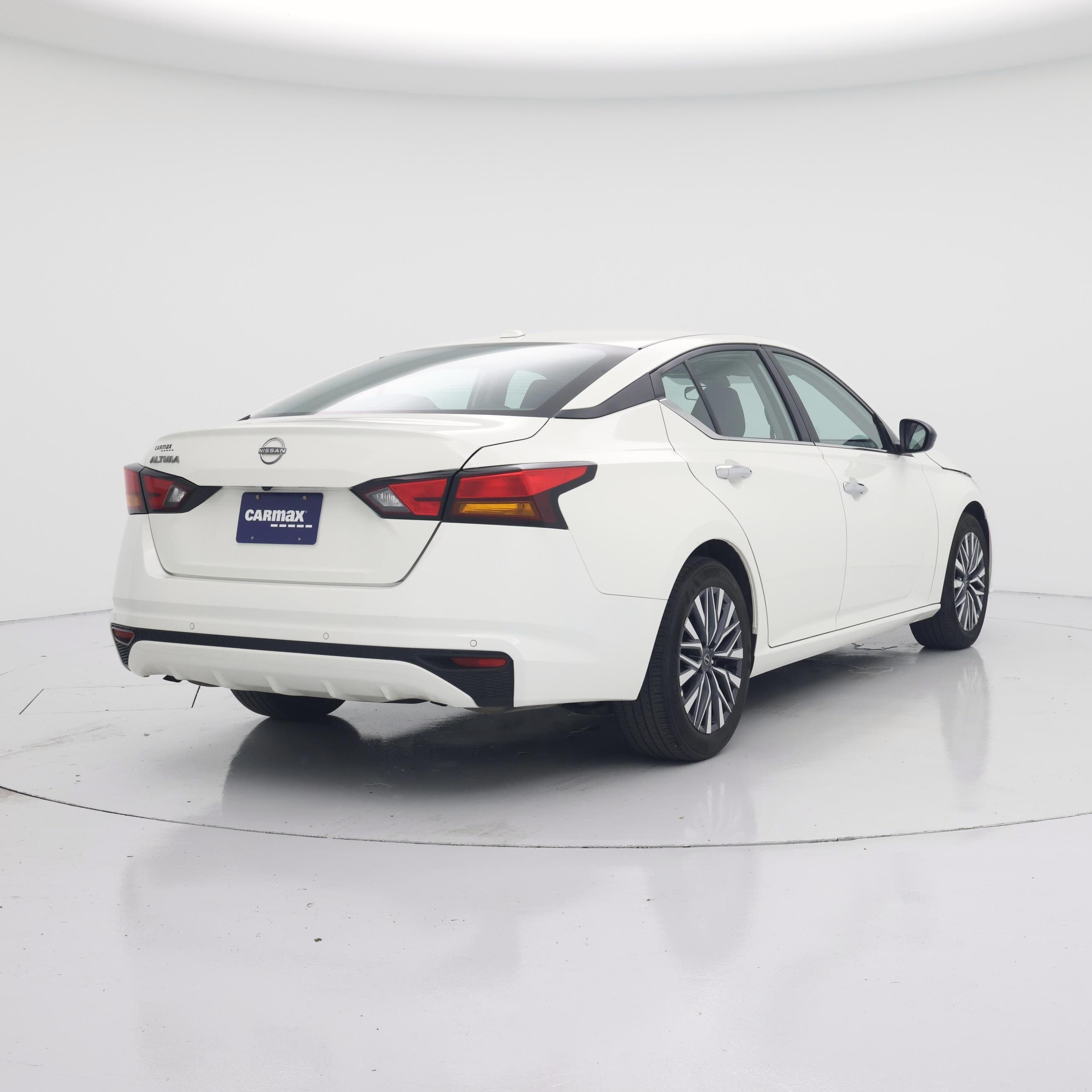 Thumbnail: 2025 Nissan Altima - 8