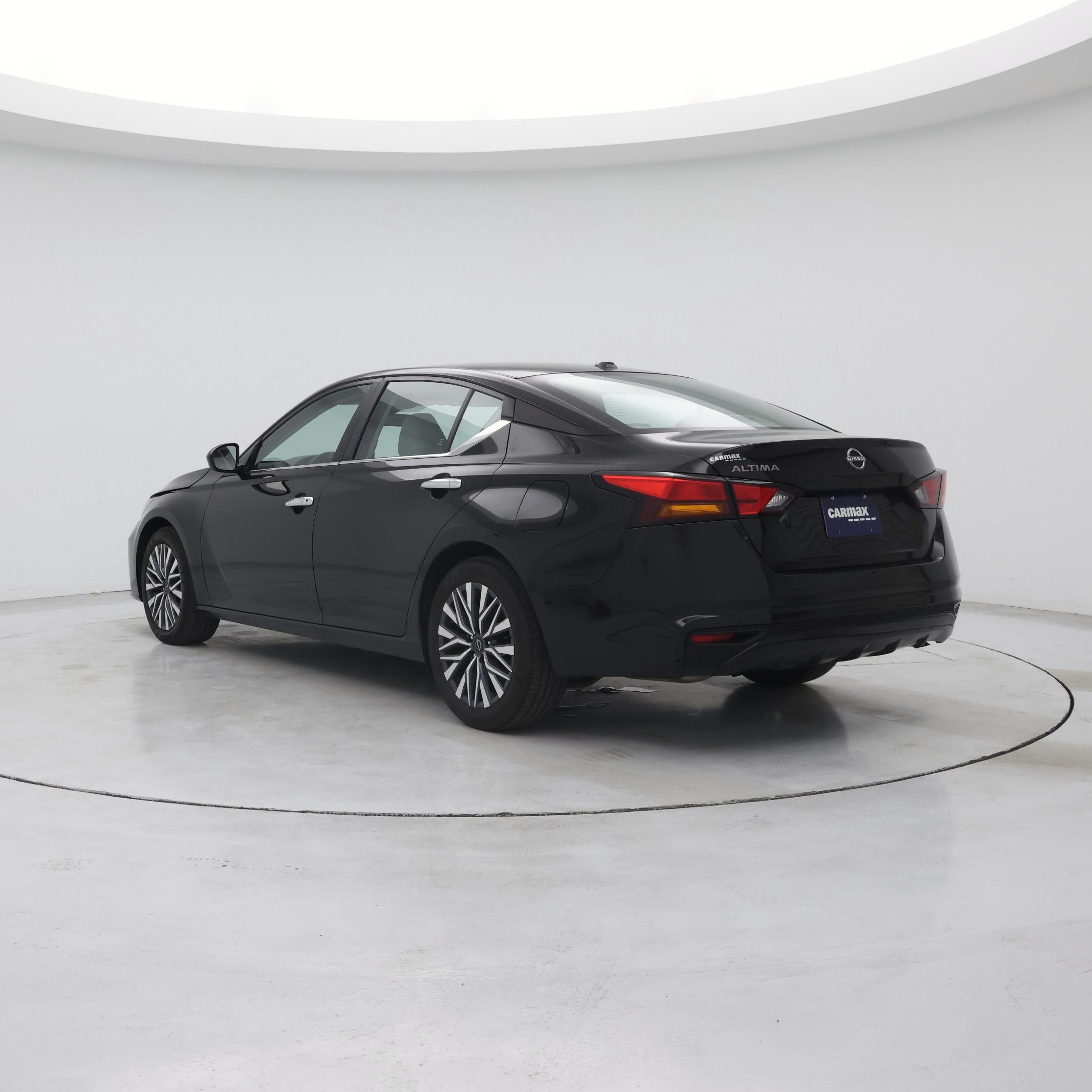 Thumbnail: 2025 Nissan Altima - 2
