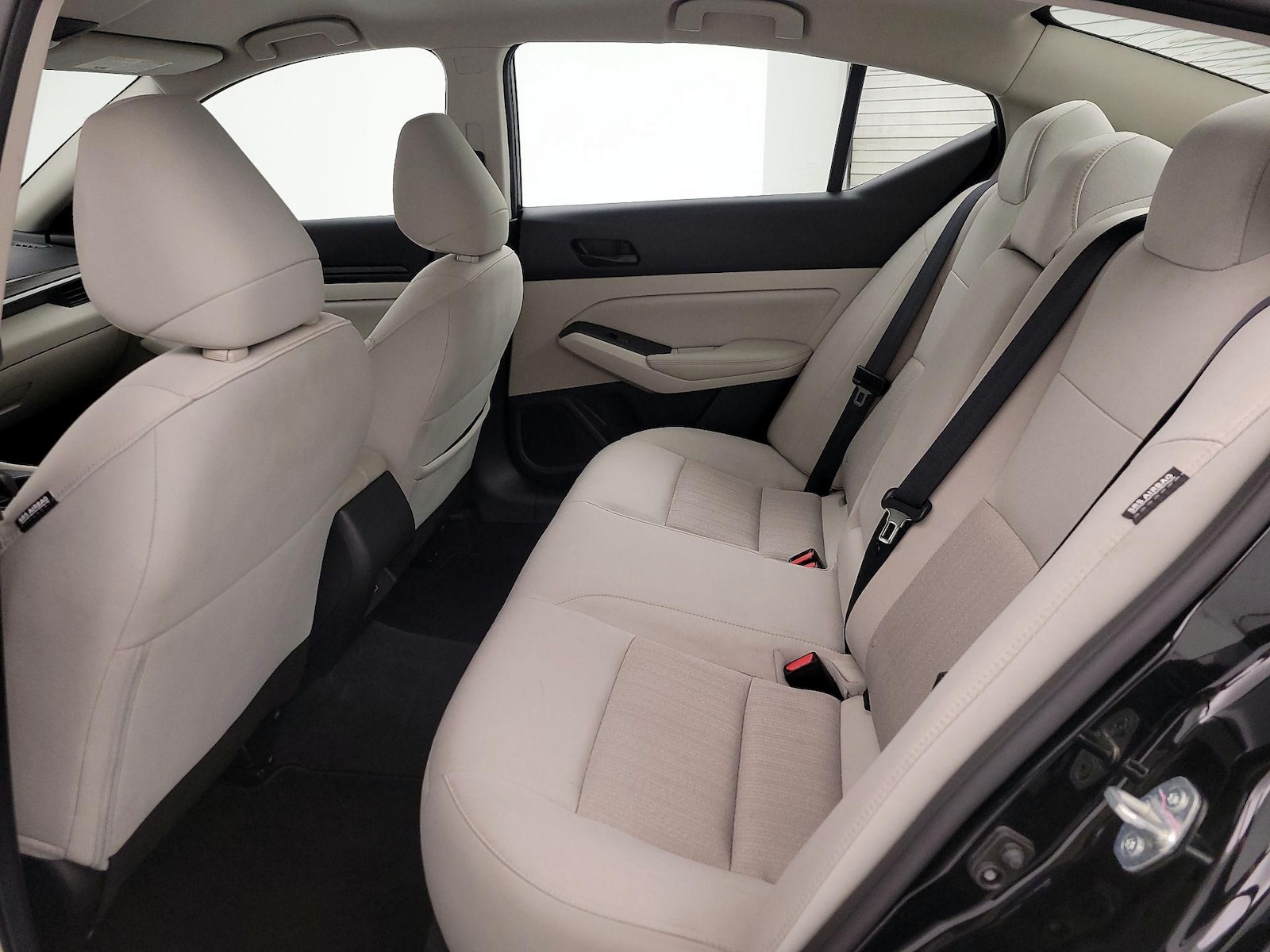 2025 Nissan Altima SV - Photo 20