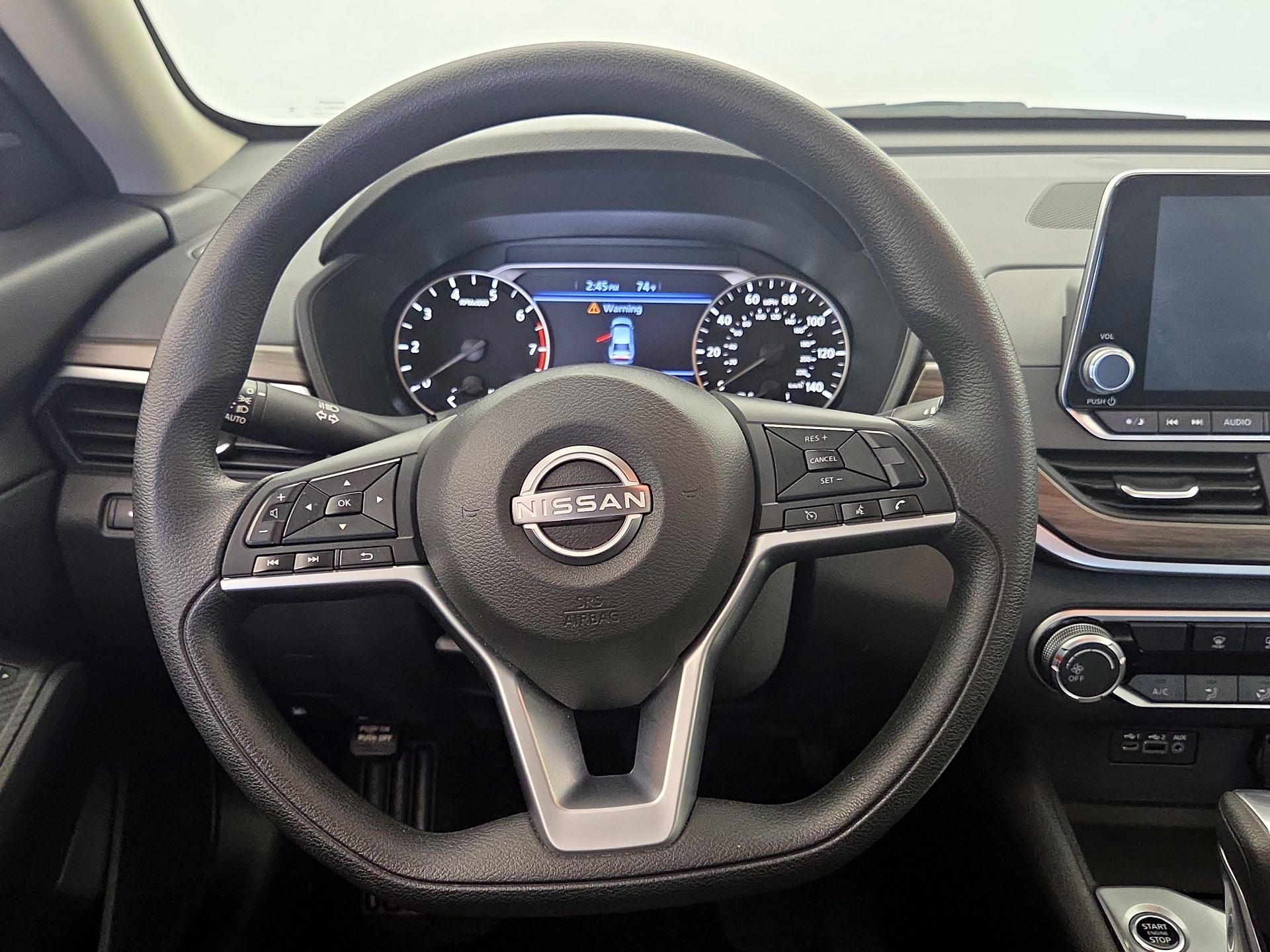 Thumbnail: 2025 Nissan Altima - 10