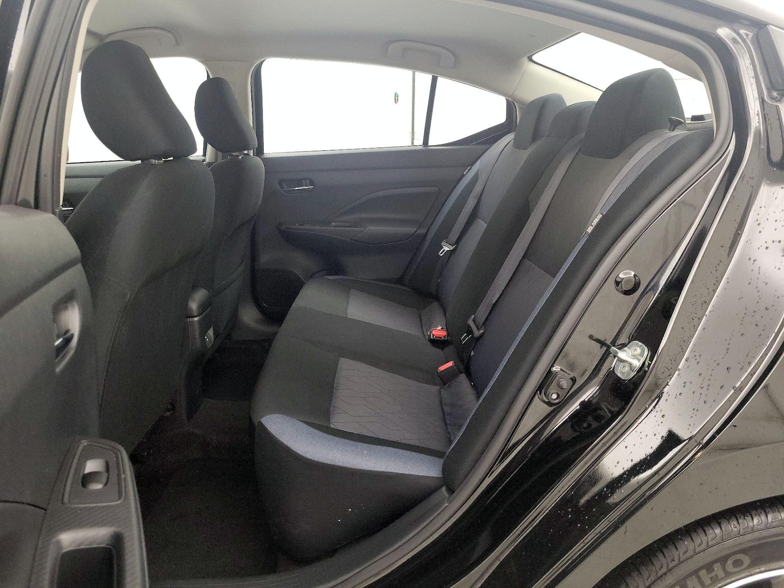 2025 Nissan Versa Sedan SV - Photo 19