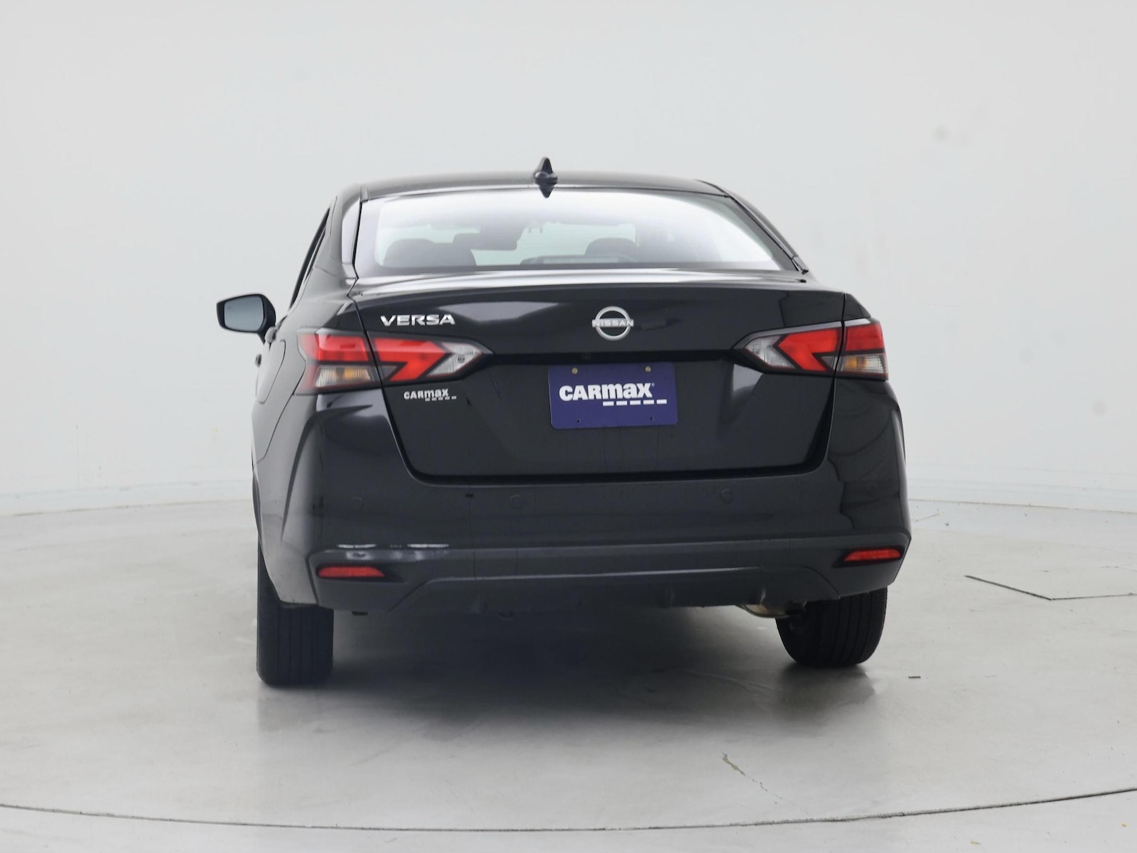 2025 Nissan Versa Sedan SV - Photo 7