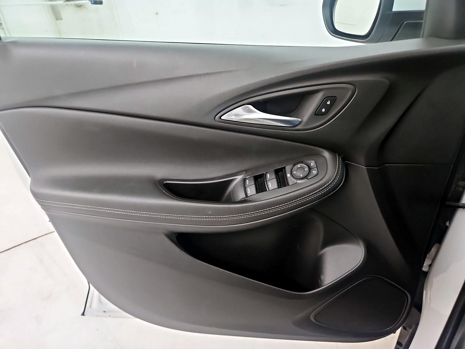 Thumbnail: 2025 Buick Encore GX - 12