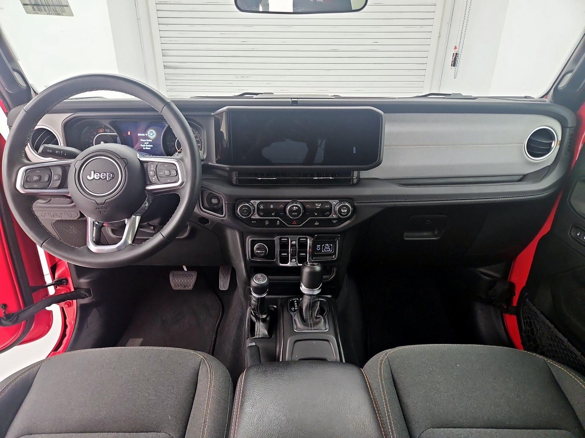 Thumbnail: 2025 Jeep Wrangler - 9