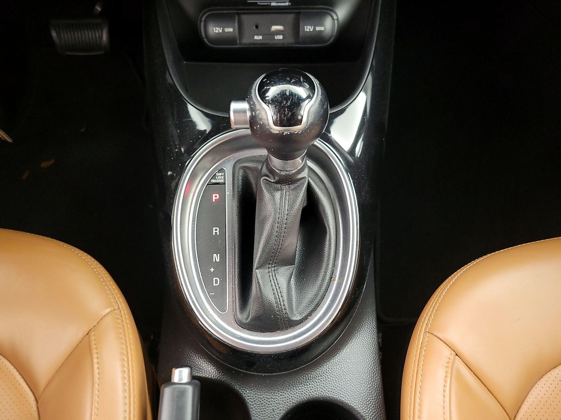 Thumbnail: 2015 Kia Soul - 17