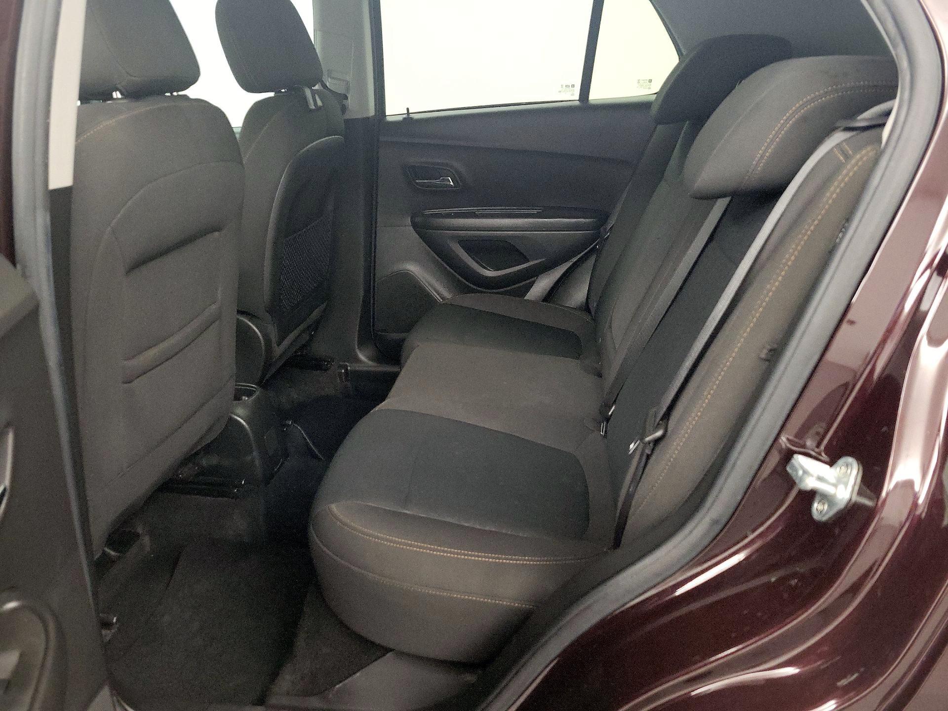 Thumbnail: 2021 Chevrolet Trax - 19
