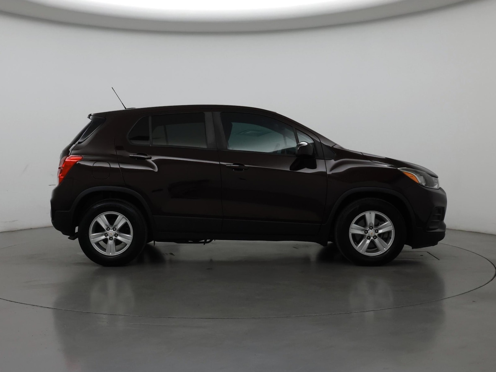 2021 Chevrolet Trax LS - Photo 8