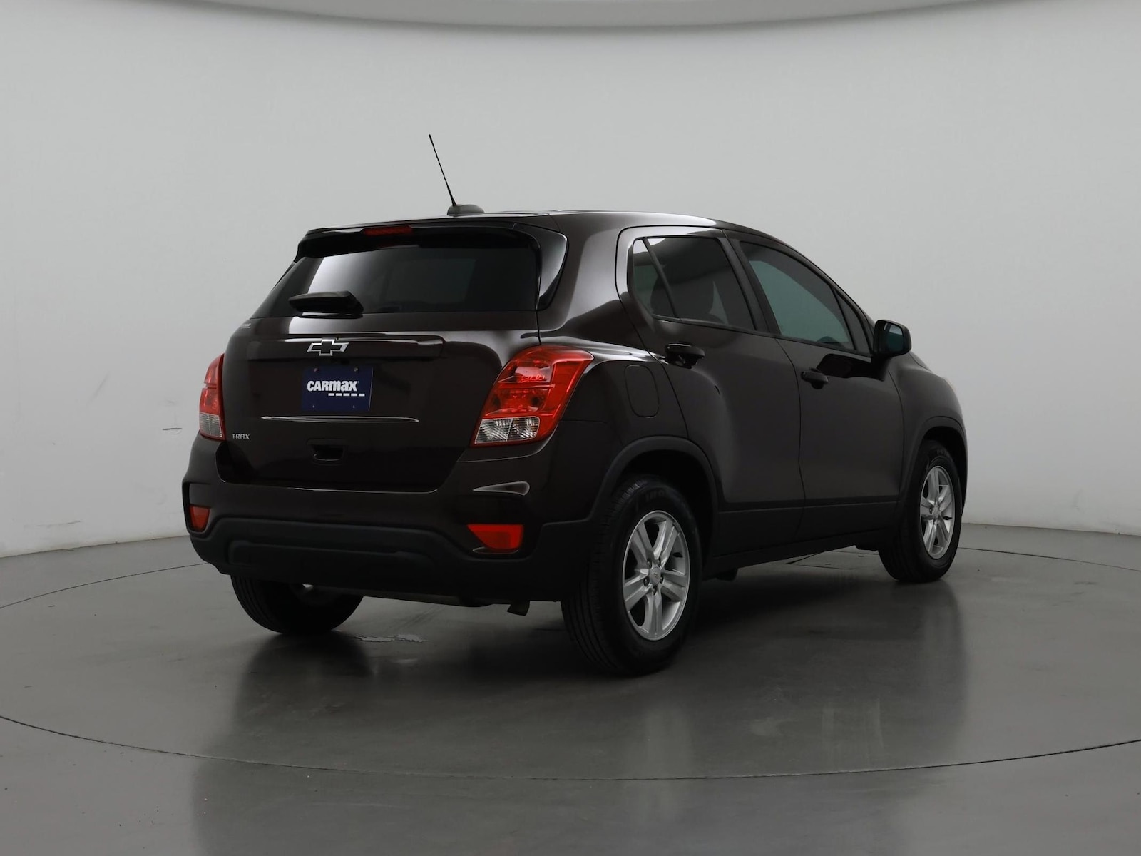 2021 Chevrolet Trax LS - Photo 9