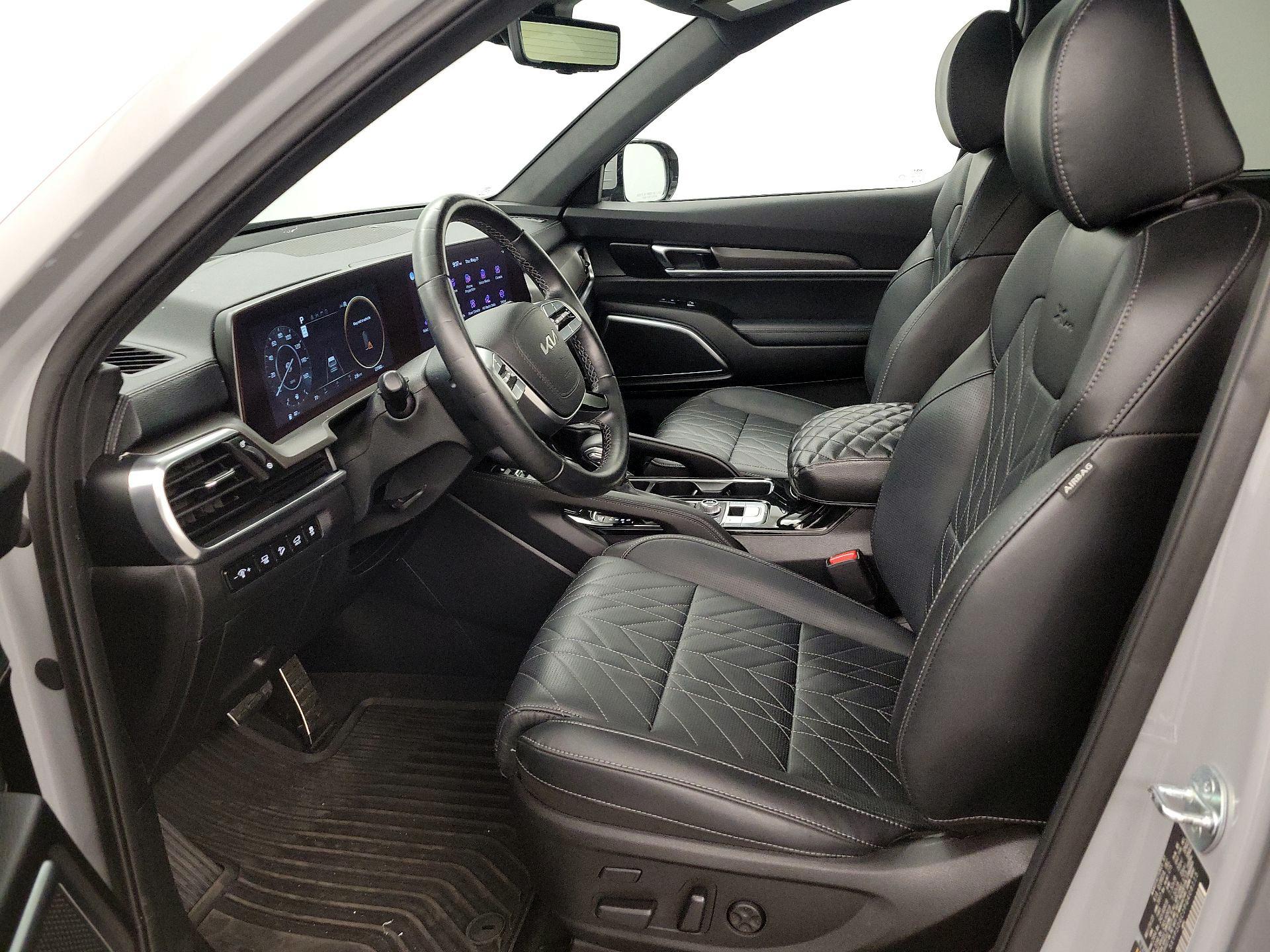 Thumbnail: 2023 Kia Telluride - 11