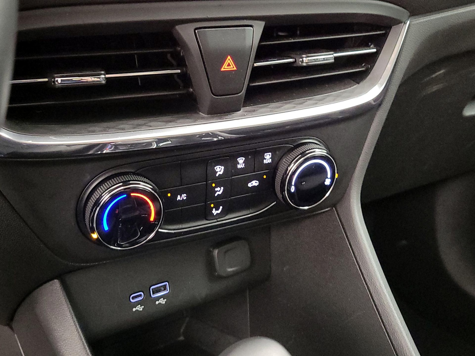 2025 Buick Encore GX Preferred - Photo 15